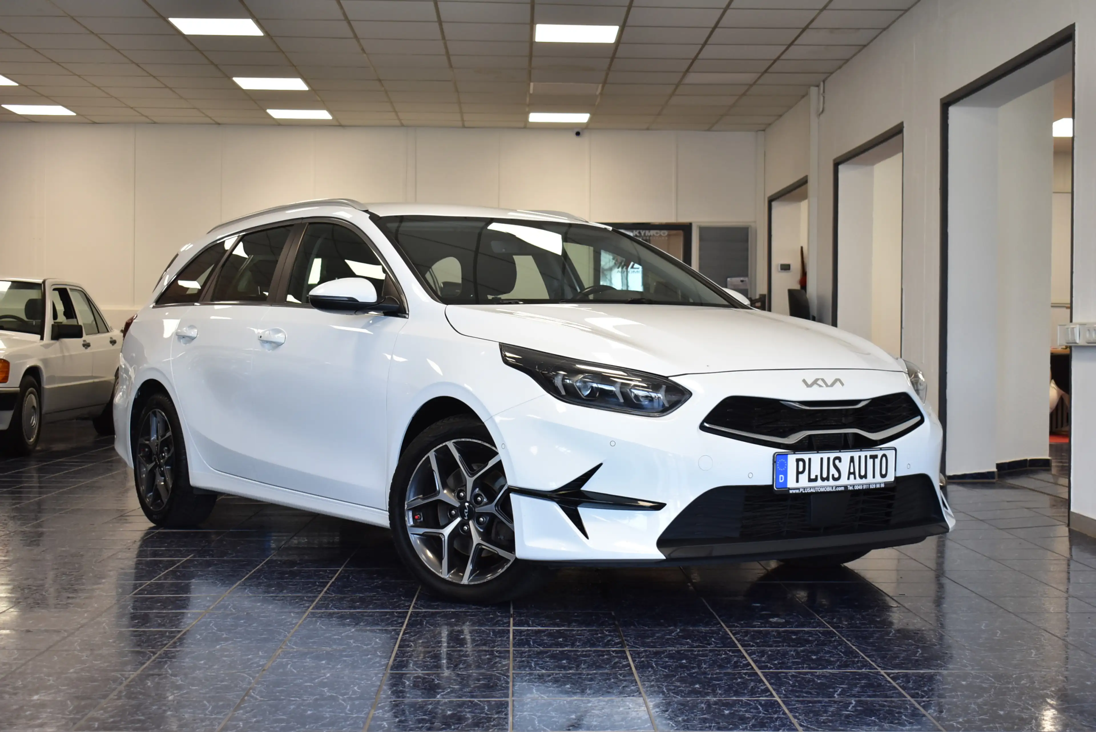 Kia Ceed SW / cee'd SW 1.5 T-GDI Aut Navi LED Kamera