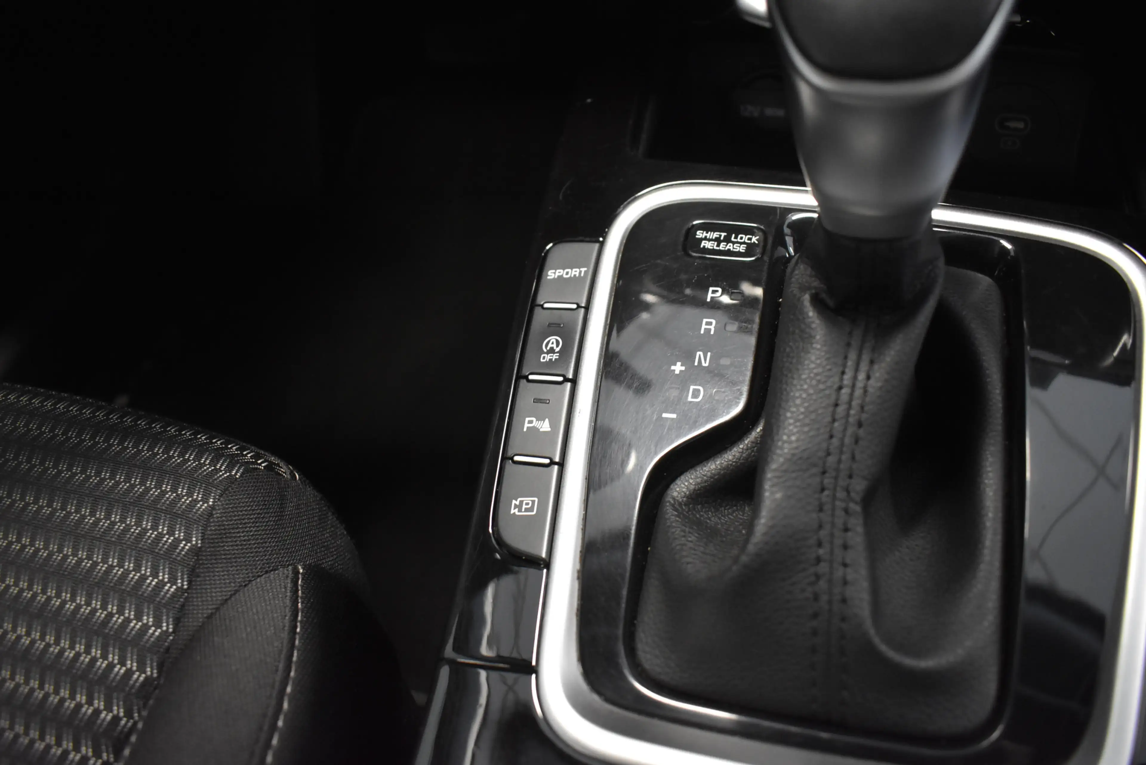 Kia Ceed SW / cee'd SW 1.5 T-GDI Aut Navi LED Kamera — photo 8