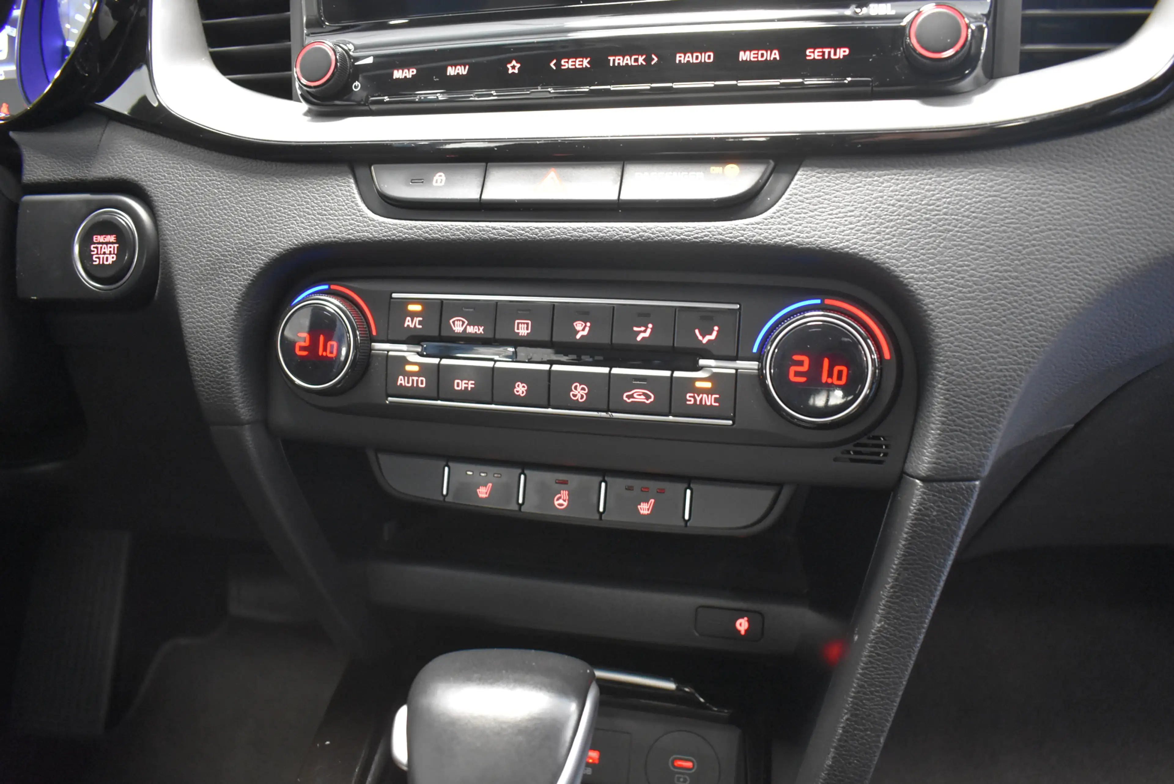 Kia Ceed SW / cee'd SW 1.5 T-GDI Aut Navi LED Kamera — photo 7