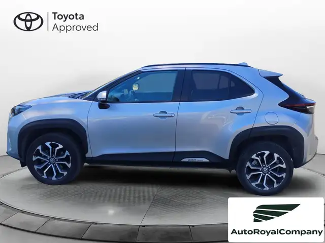 Toyota Yaris Cross view 10
