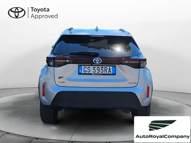 Toyota Yaris Cross view 9