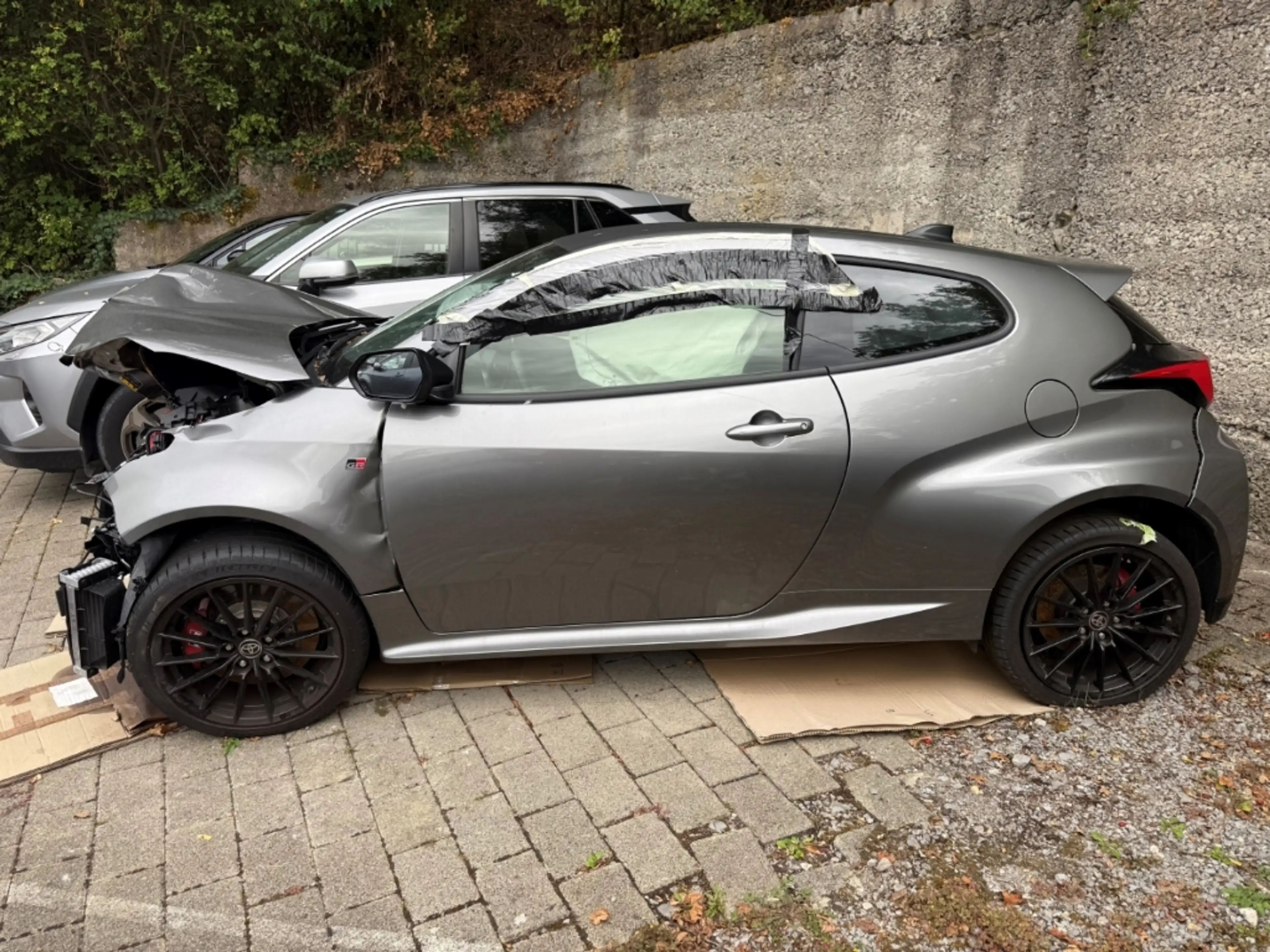 Toyota Yaris GR +Miltek +Automatik +Navi +LED — photo 4