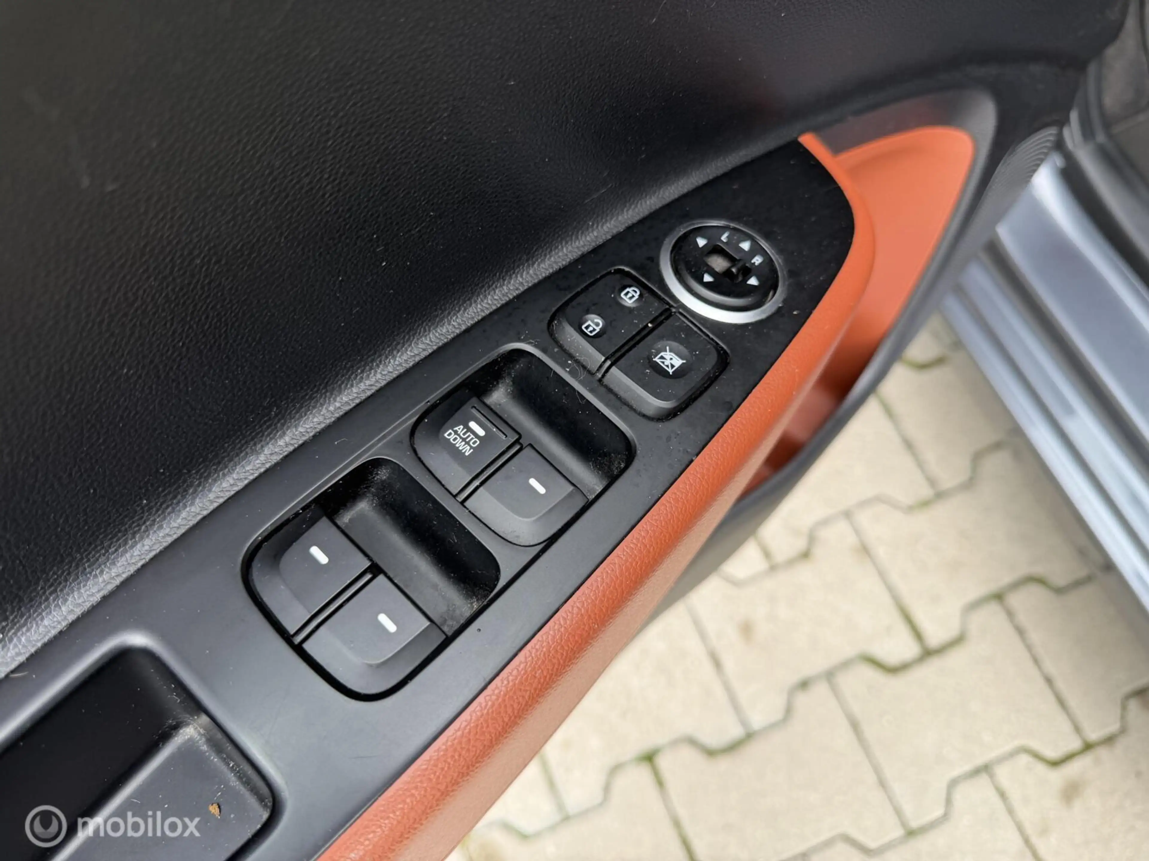 Hyundai i10 1.0i i-Motion Comfort NW APK 1e EIG NW Koppel — photo 10