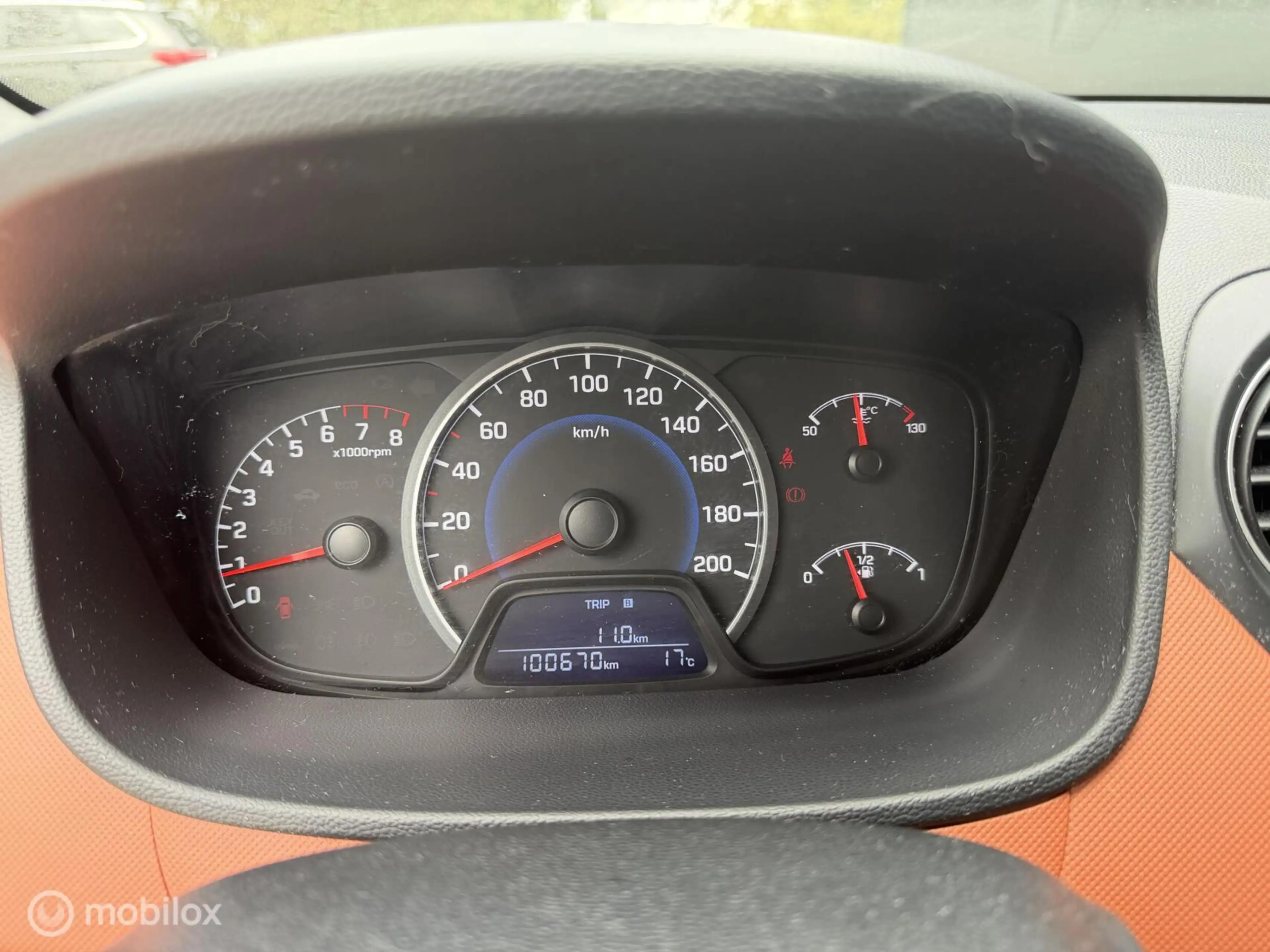 Hyundai i10 1.0i i-Motion Comfort NW APK 1e EIG NW Koppel — photo 9