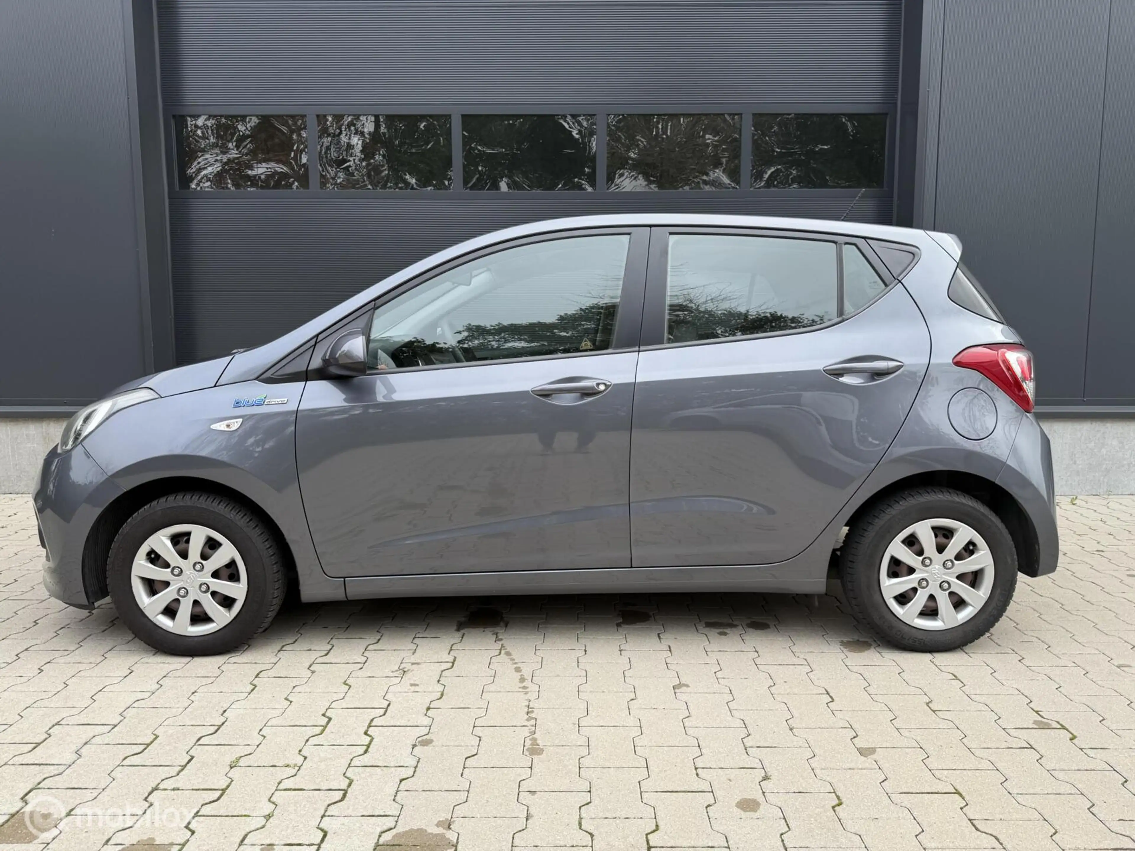 Hyundai i10 1.0i i-Motion Comfort NW APK 1e EIG NW Koppel — photo 15