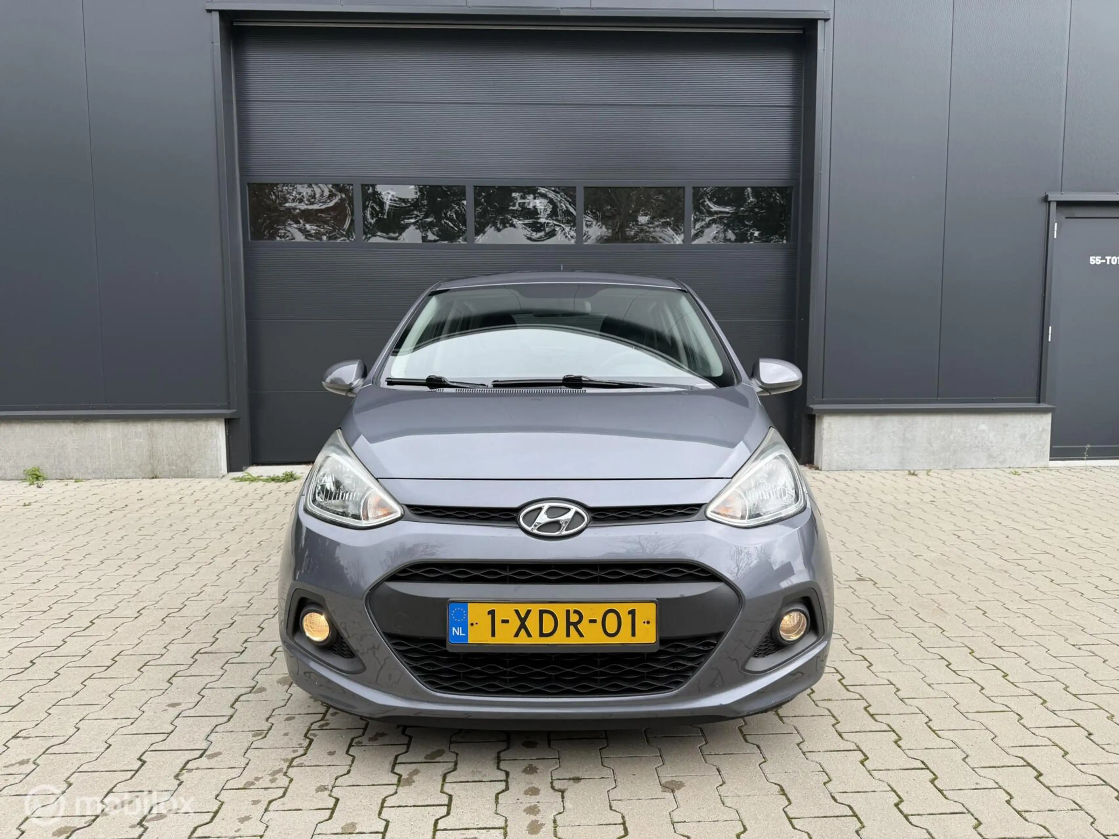 Hyundai i10 1.0i i-Motion Comfort NW APK 1e EIG NW Koppel — photo 2