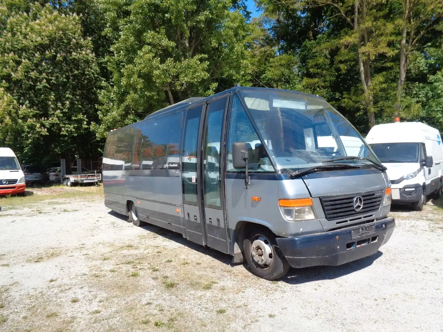 Mercedes-Benz Vario 815D Teamstar Long Ezüst - 1