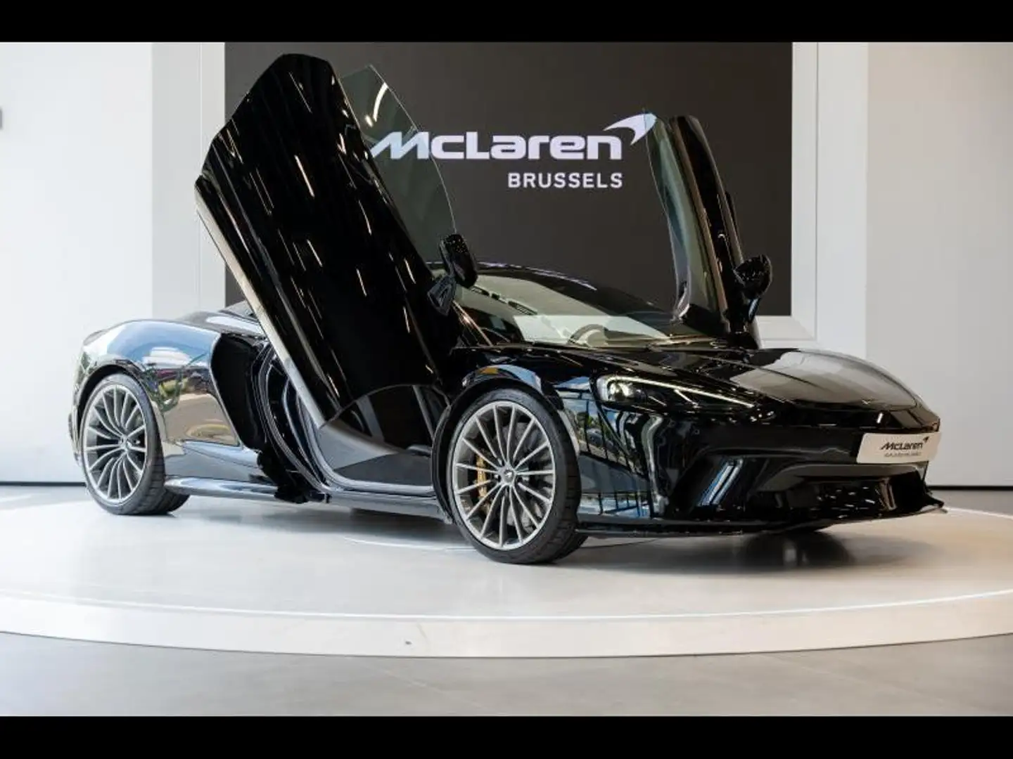 McLaren GT Luxe with 1 year McLaren Warranty incl Bleu - 2