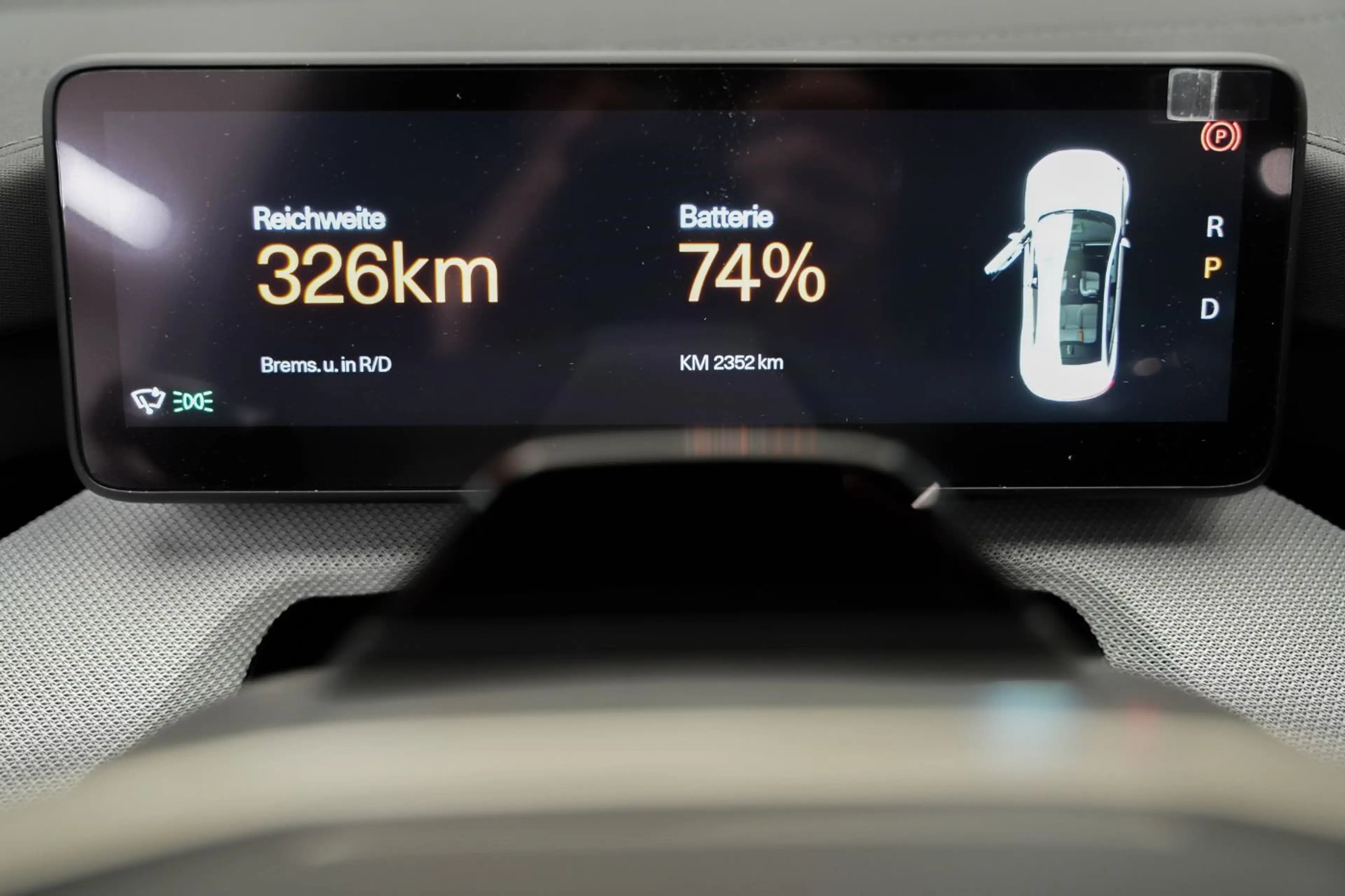 Polestar 4 coupe Long range Dual motor - Plus — photo 5