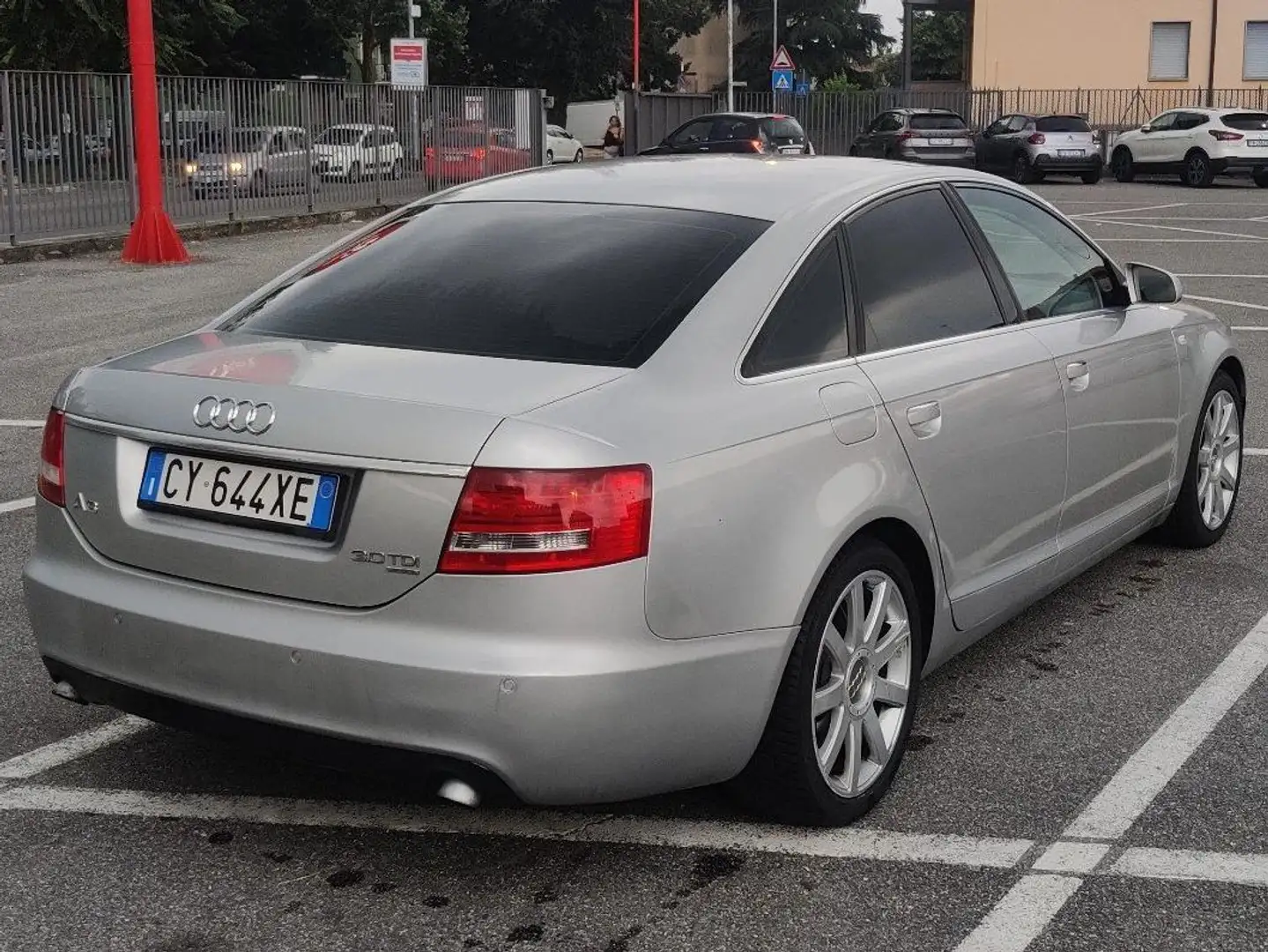 Audi A6 A6 III 2004 Berlina 3.0 V6 tdi quattro tiptronic Grigio - 1