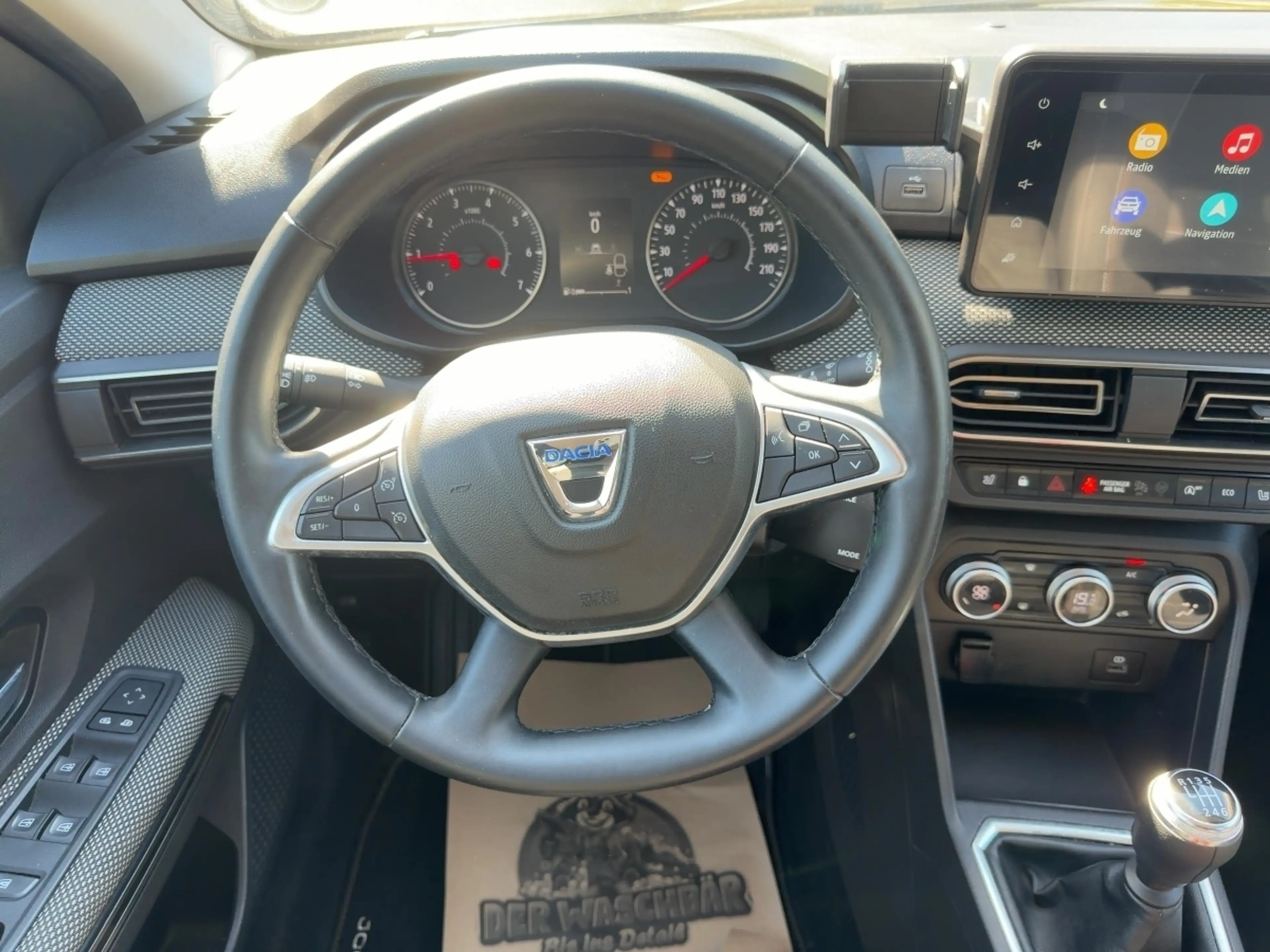 Dacia Jogger TCe100 Extreme+ 7-SITZER — photo 9
