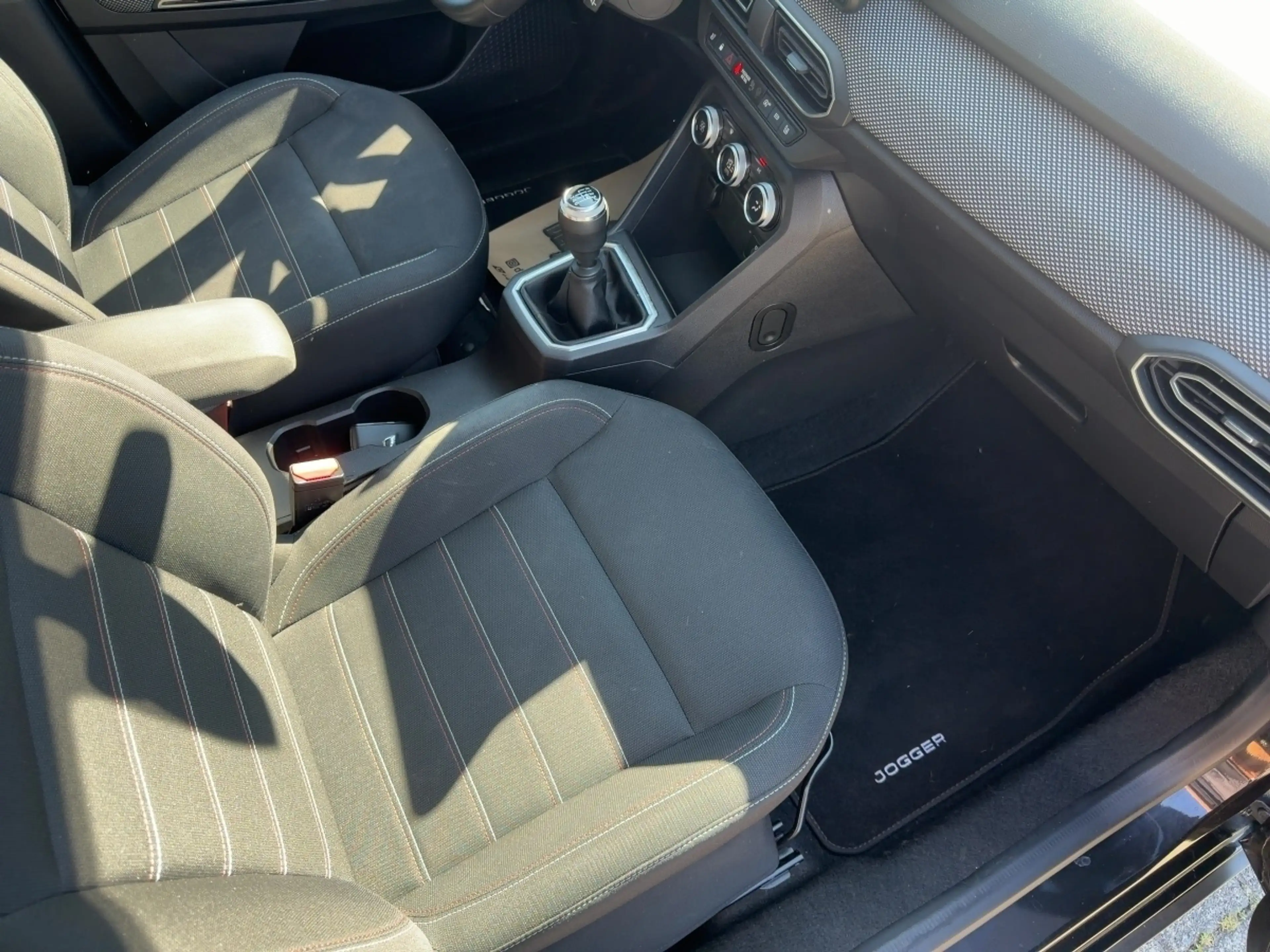 Dacia Jogger TCe100 Extreme+ 7-SITZER — photo 11