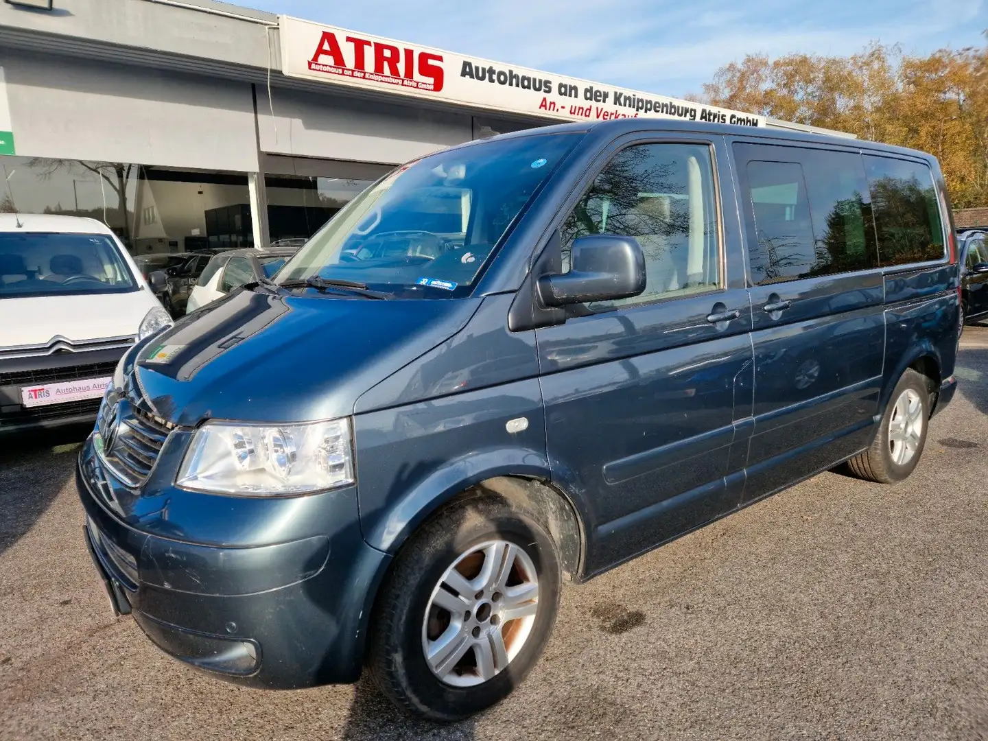 Volkswagen T5 Multivan Highline Gris - 2