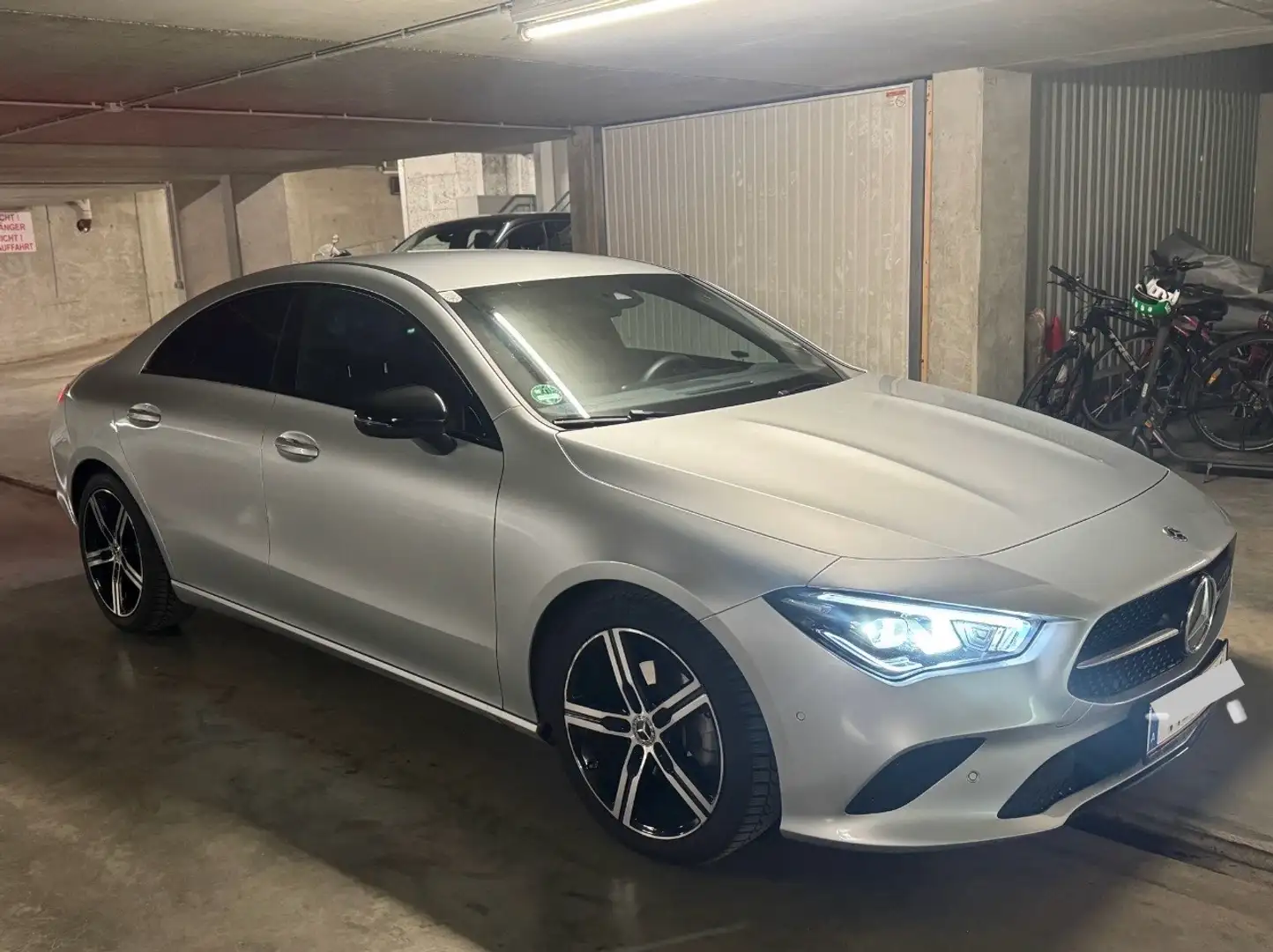 Mercedes-Benz CLA 180 Aut. Silver - 1