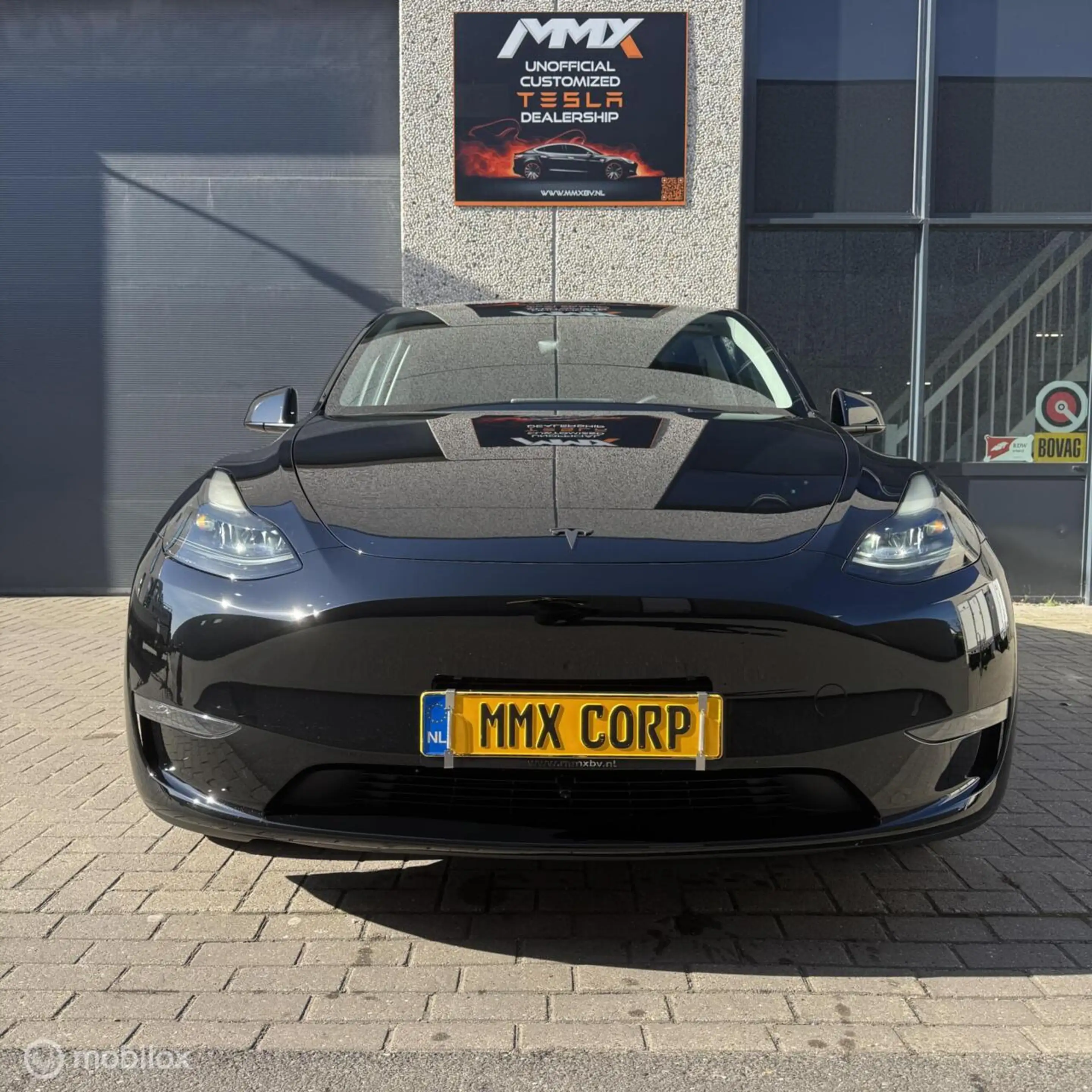 Tesla Model Y Performance + MMX PACK + TREKHAAK + SOH 95.3% — photo 5