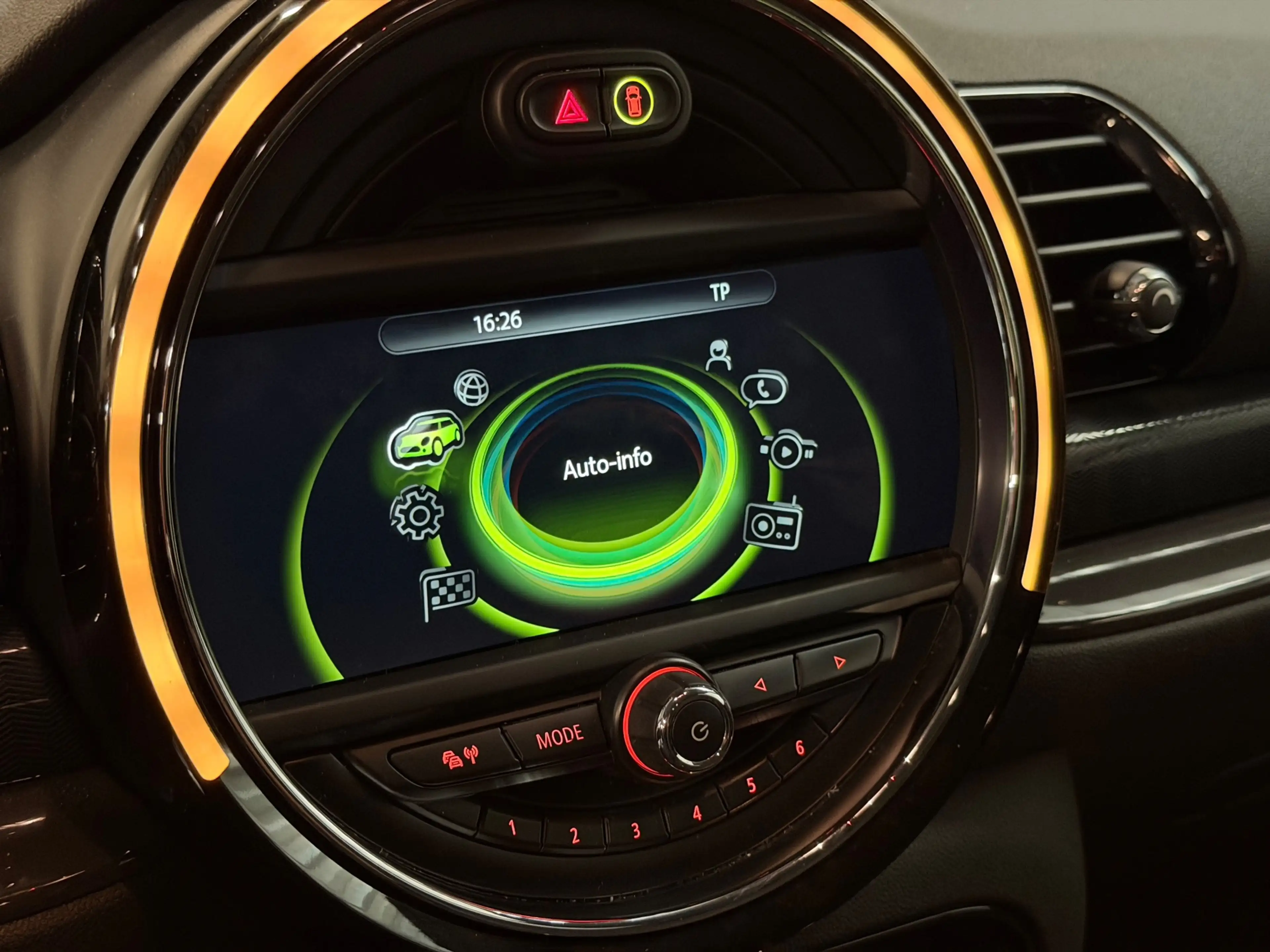 MINI Cooper Clubman 1.5 Business AIRCO/NAVI/CRUISE/PDC/ISOFIX/MULTIMED — photo 20