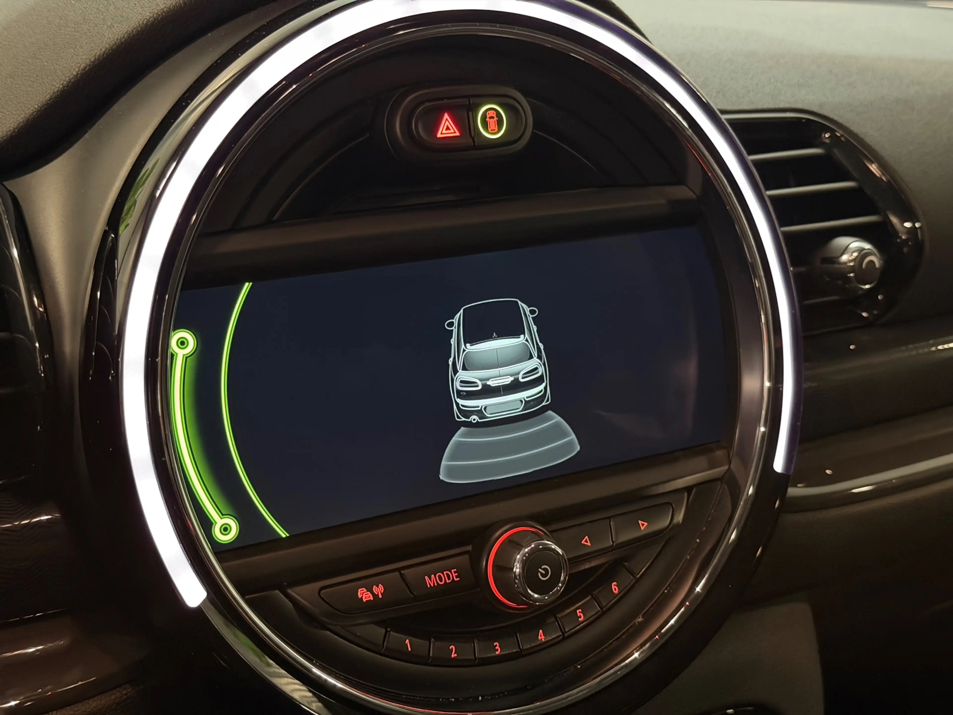 MINI Cooper Clubman 1.5 Business AIRCO/NAVI/CRUISE/PDC/ISOFIX/MULTIMED — photo 34