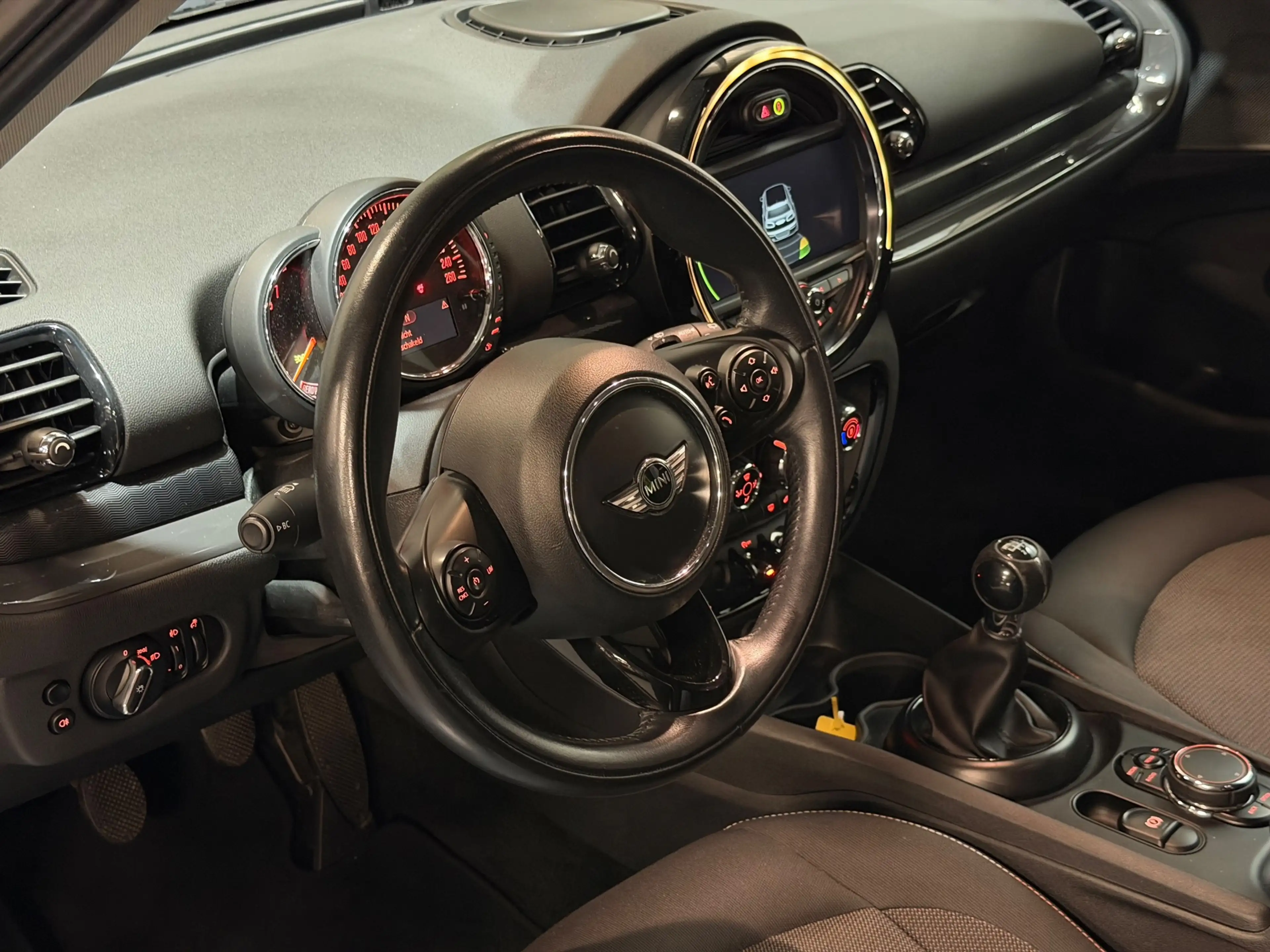 MINI Cooper Clubman 1.5 Business AIRCO/NAVI/CRUISE/PDC/ISOFIX/MULTIMED — photo 2