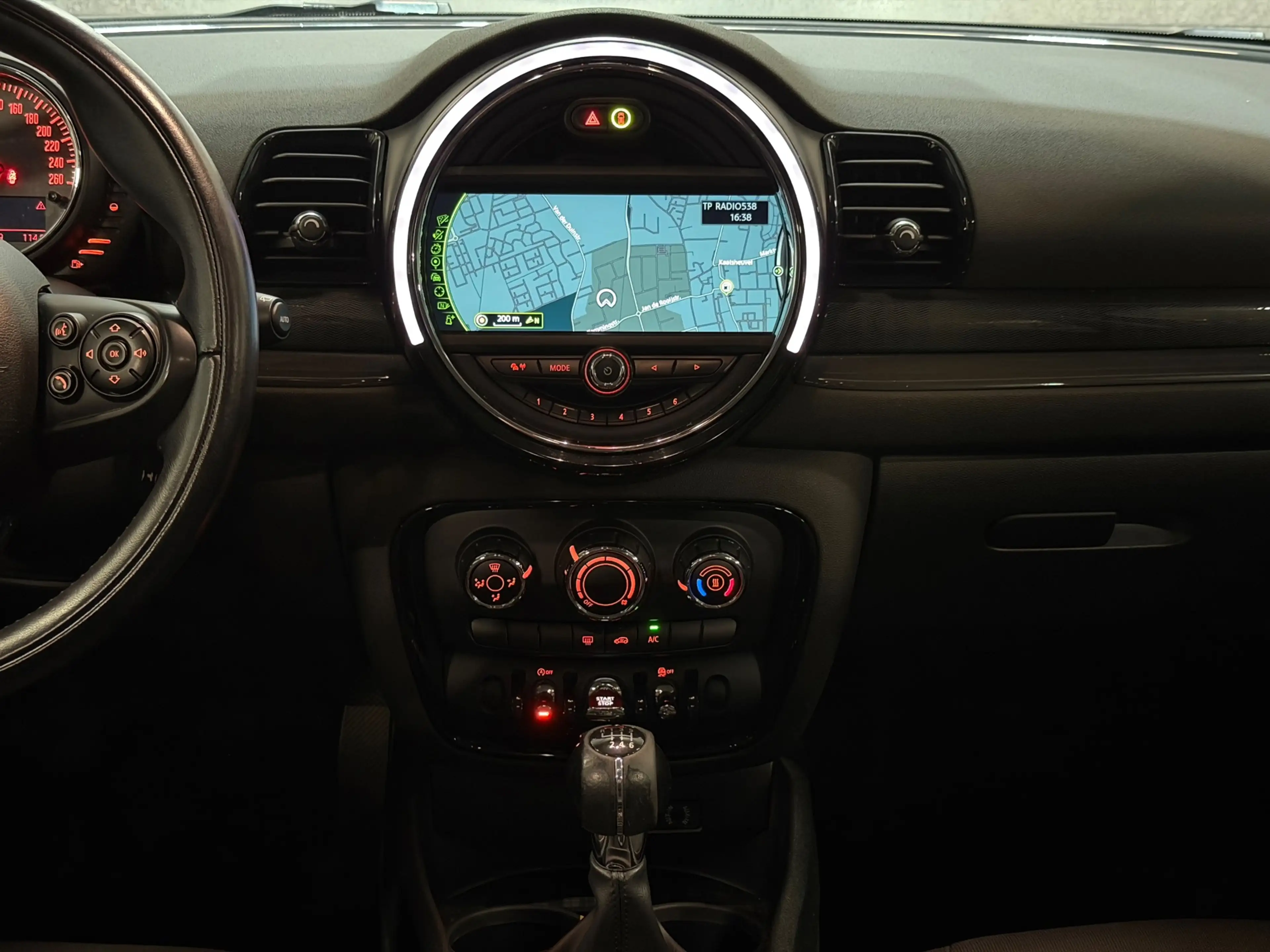 MINI Cooper Clubman 1.5 Business AIRCO/NAVI/CRUISE/PDC/ISOFIX/MULTIMED — photo 33