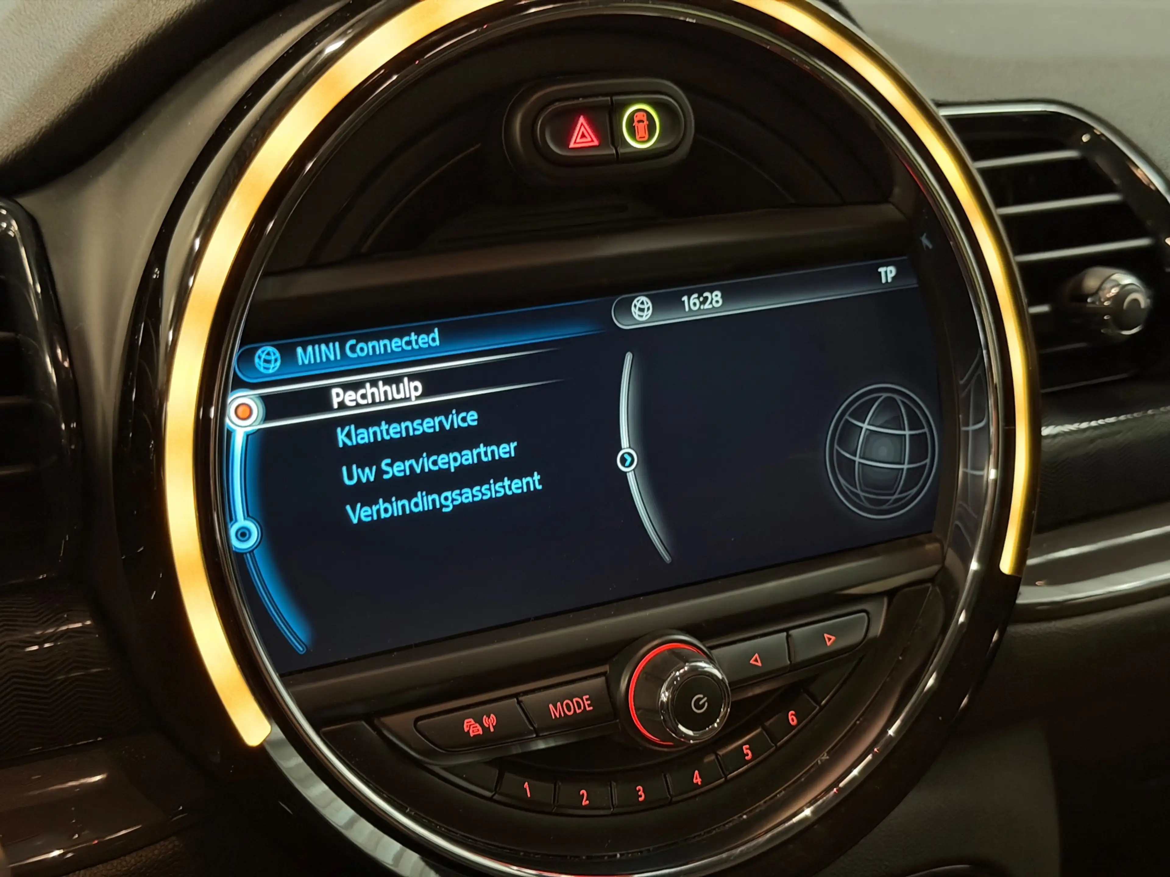 MINI Cooper Clubman 1.5 Business AIRCO/NAVI/CRUISE/PDC/ISOFIX/MULTIMED — photo 26