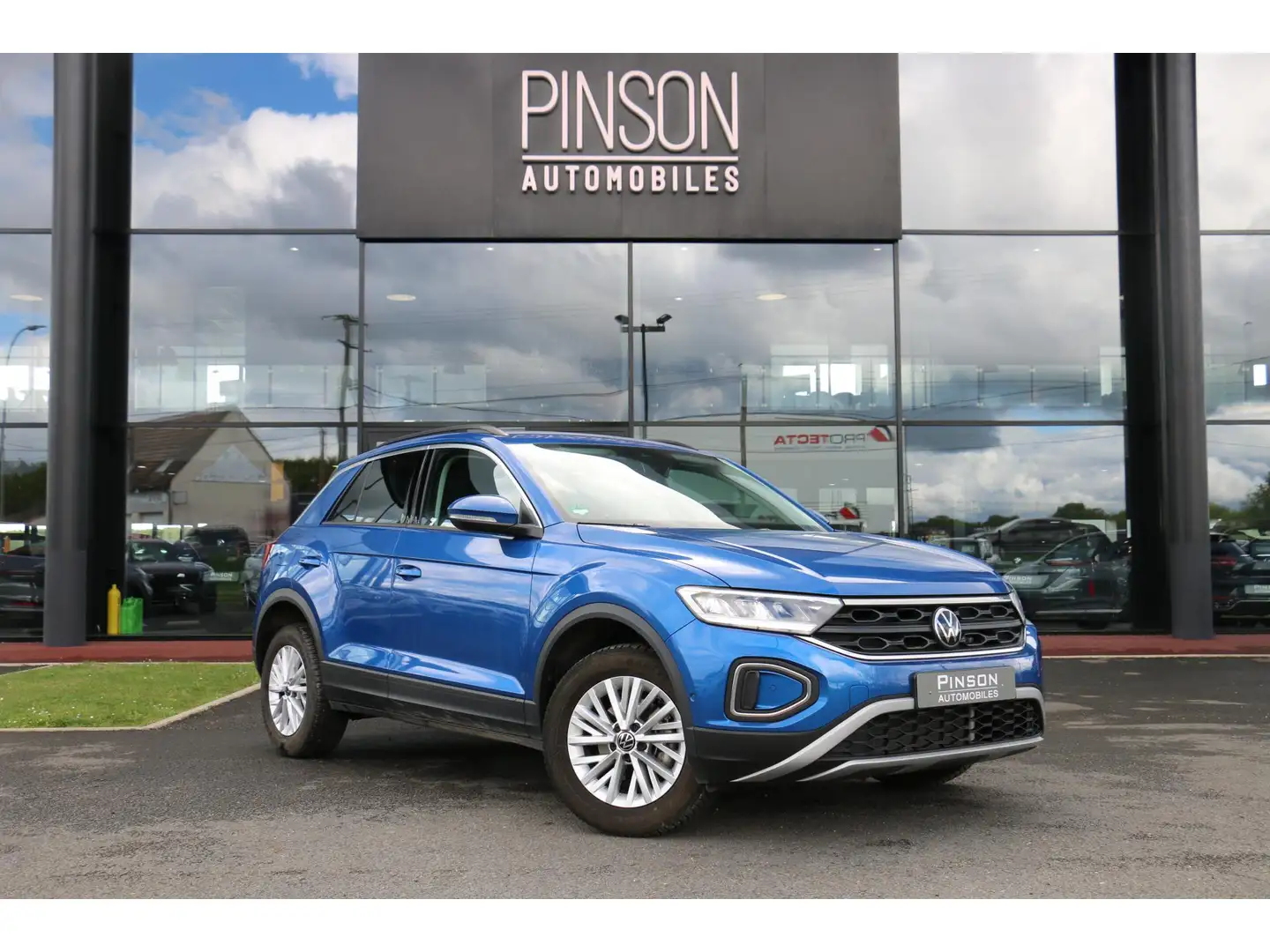 Volkswagen T-Roc T-Roc 1.0 TSI - 110 - LIFE SIEGES CHAUFF. - CARPLA Bleu - 1