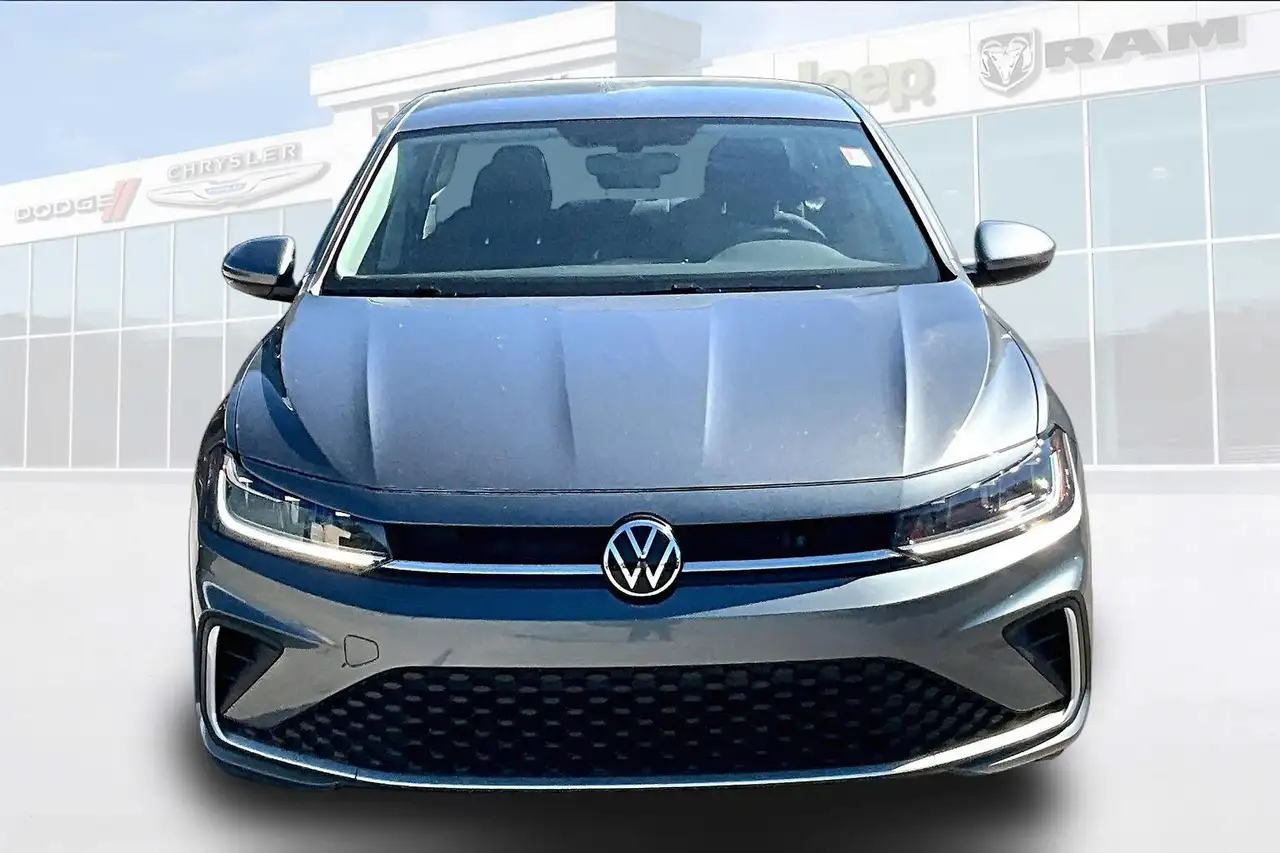 Volkswagen Jetta снимка Volkswagen Jetta
