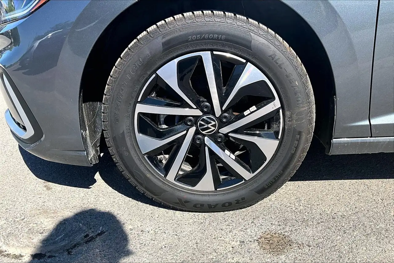 Volkswagen Jetta снимка Volkswagen Jetta