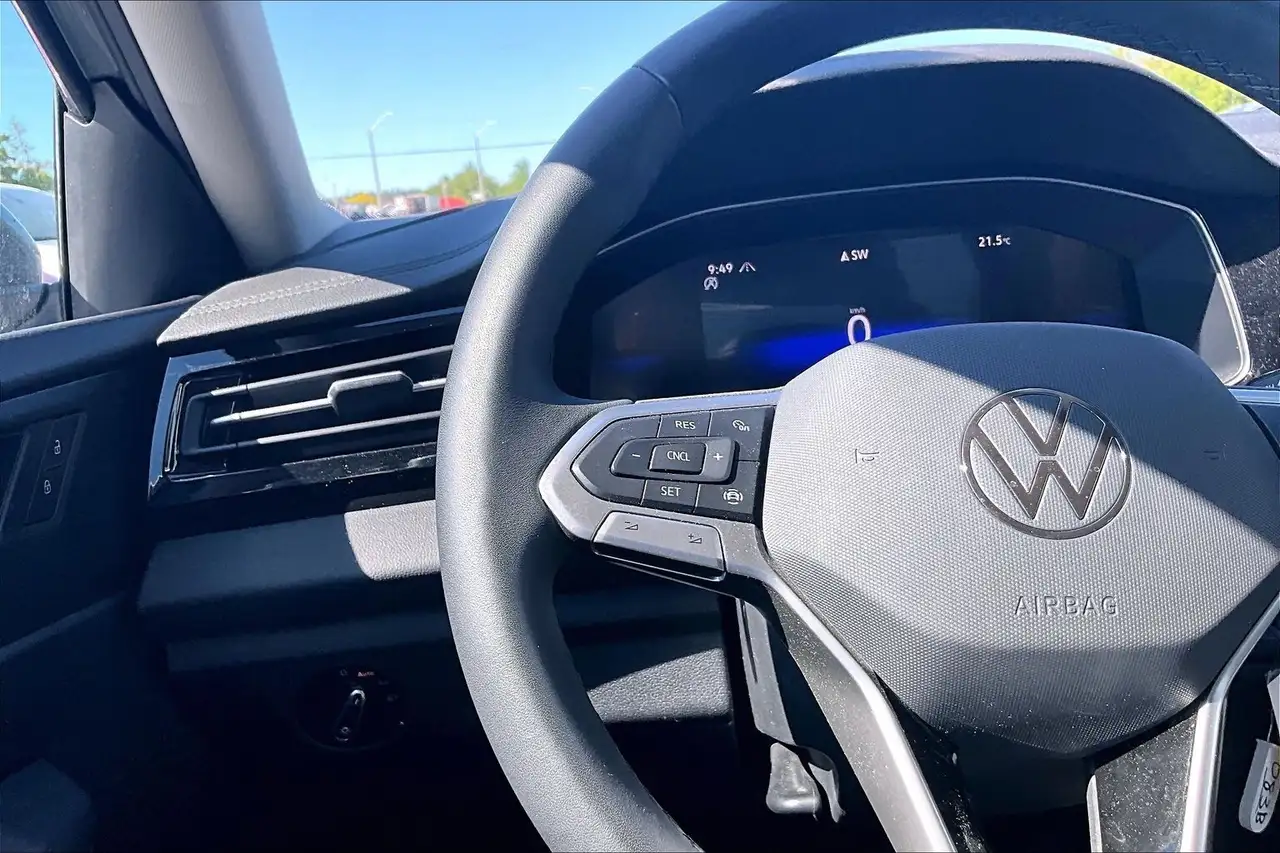Volkswagen Jetta снимка Volkswagen Jetta