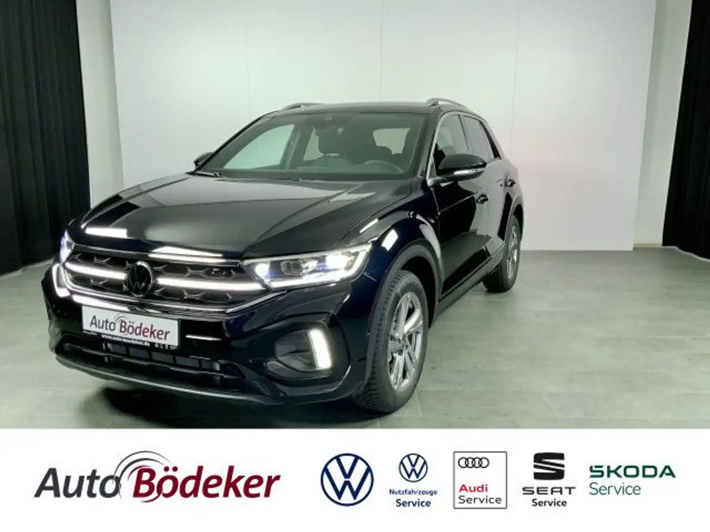 Volkswagen T-Roc R-Line 1.5 l TSI OPF 110 kW (150 PS) Navi Чорний - 1