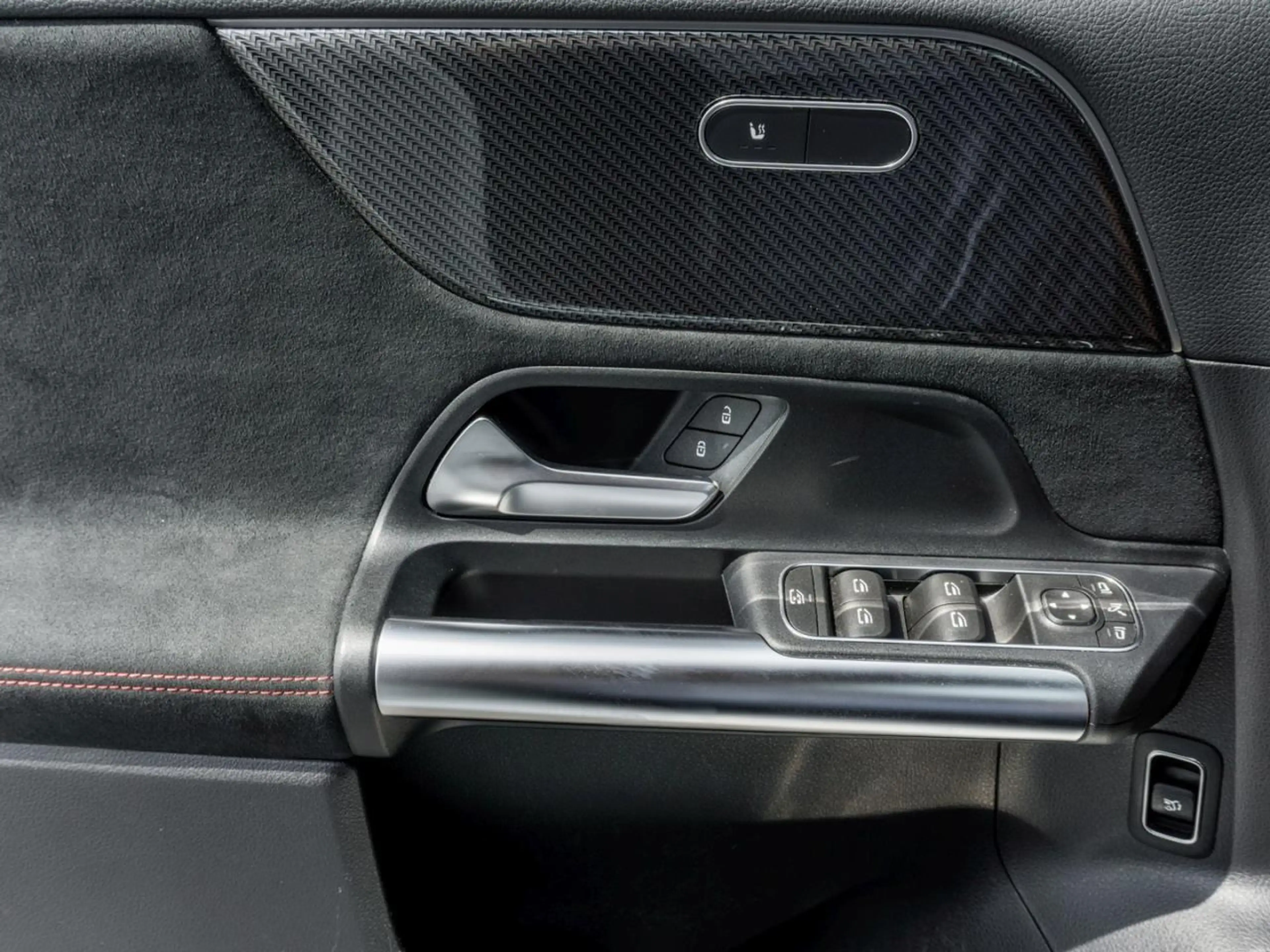 Mercedes-Benz B 200 AMG Night MBUX Navi+ Kamera Easy-Pack — photo 15