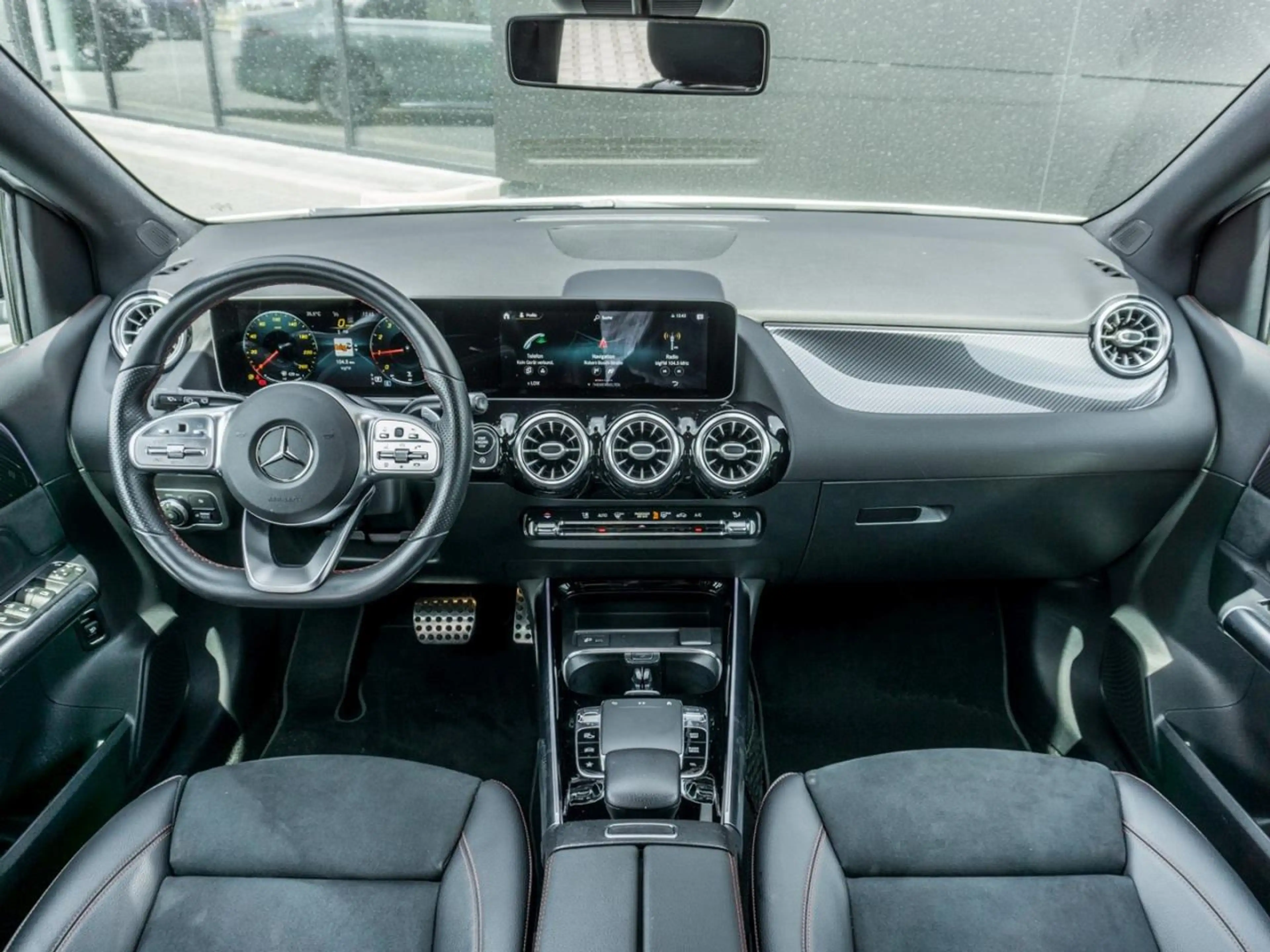 Mercedes-Benz B 200 AMG Night MBUX Navi+ Kamera Easy-Pack — photo 9