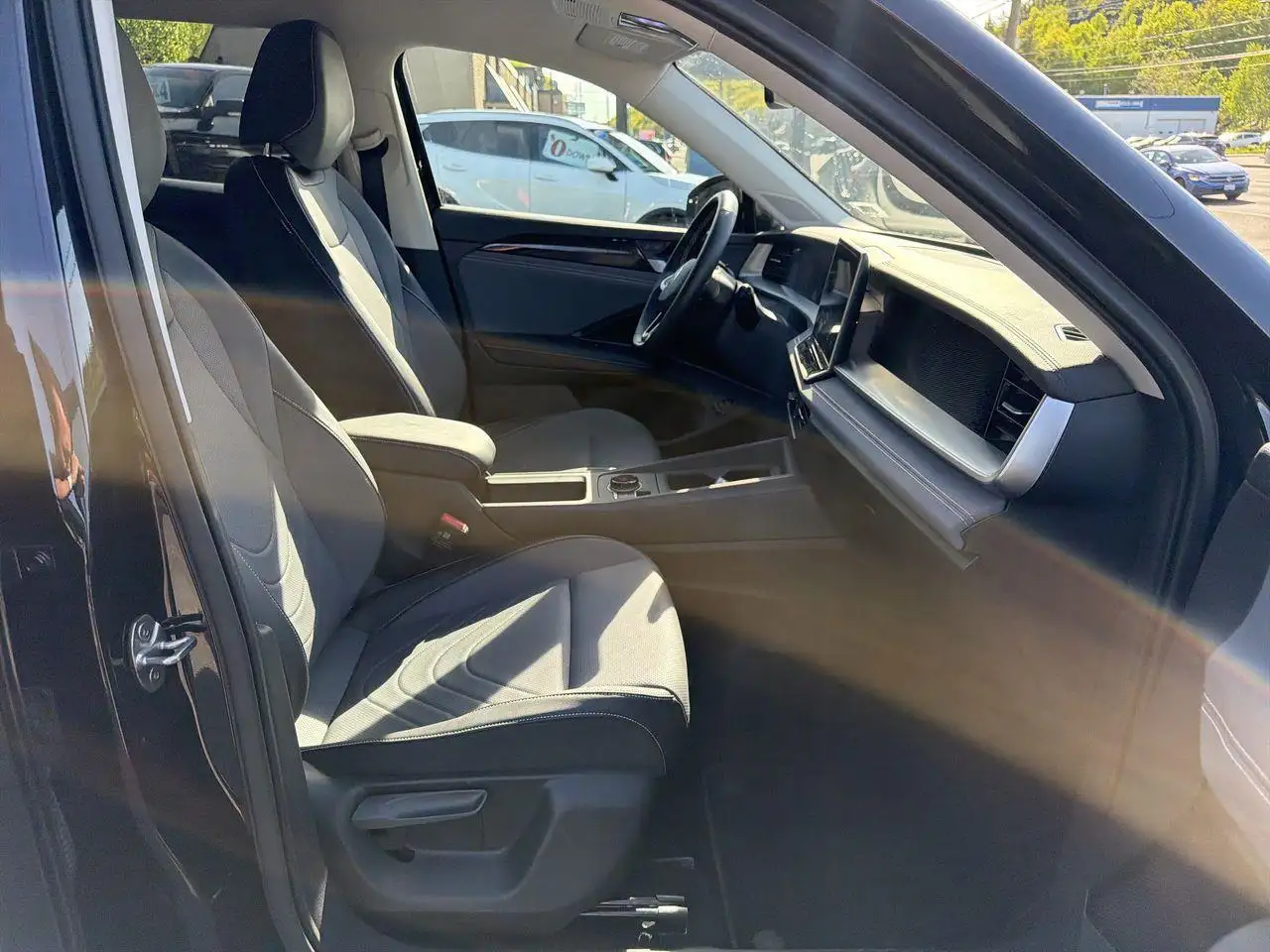 Volkswagen Tiguan снимка Volkswagen Tiguan