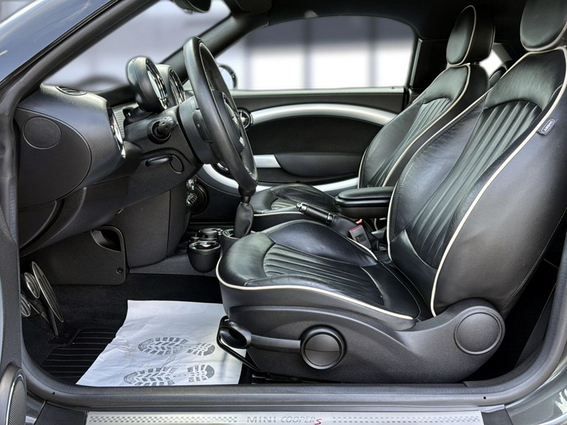 MINI Cooper S Coupe +CHILI+BI-XENON+LEDER+NAVI+ALU+PDC — photo 9