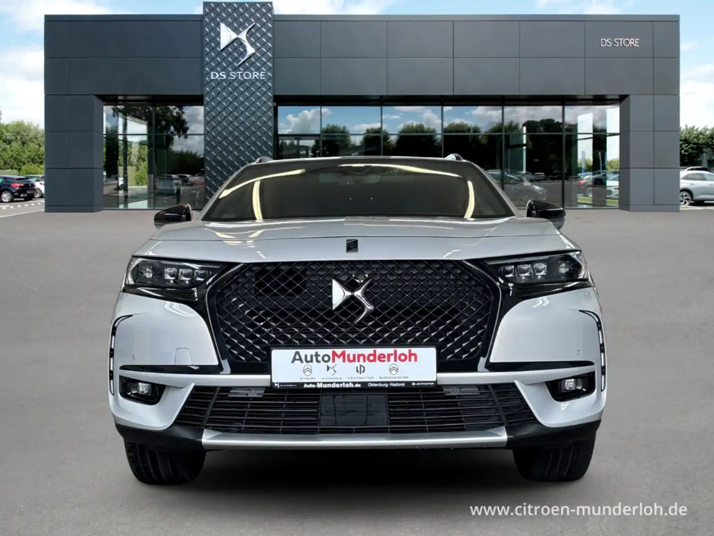 DS Automobiles DS 7 E-Tense 4x4 Louvre Hybrid Autom. LEDER PANORAMADAC Grau - 2