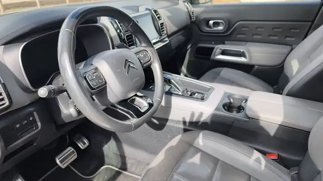 Citroen C5 Aircross view 8