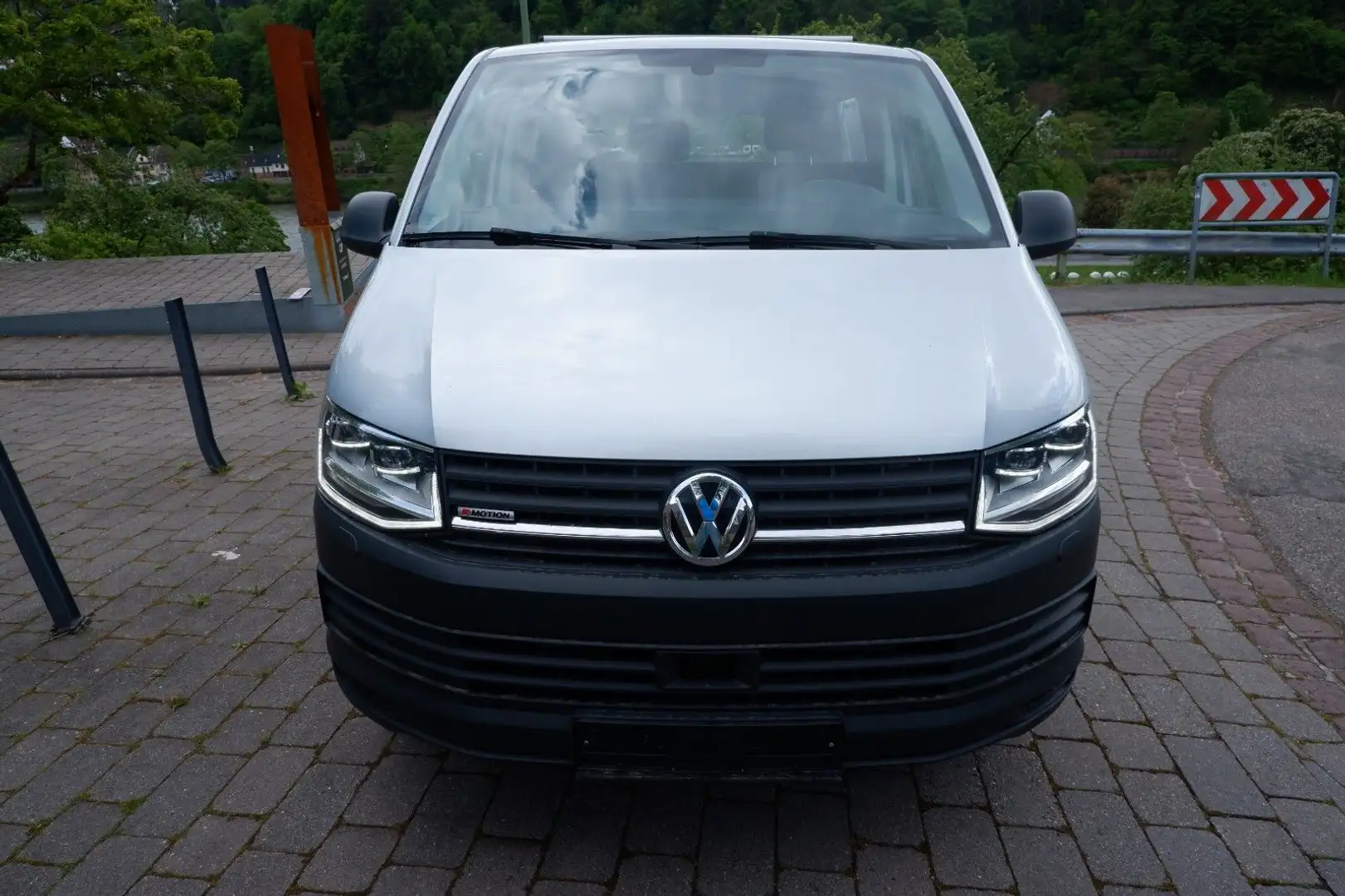 Volkswagen T6 Transporter Kasten Kurz 4-Motion 2xSchiebetür Silber - 2