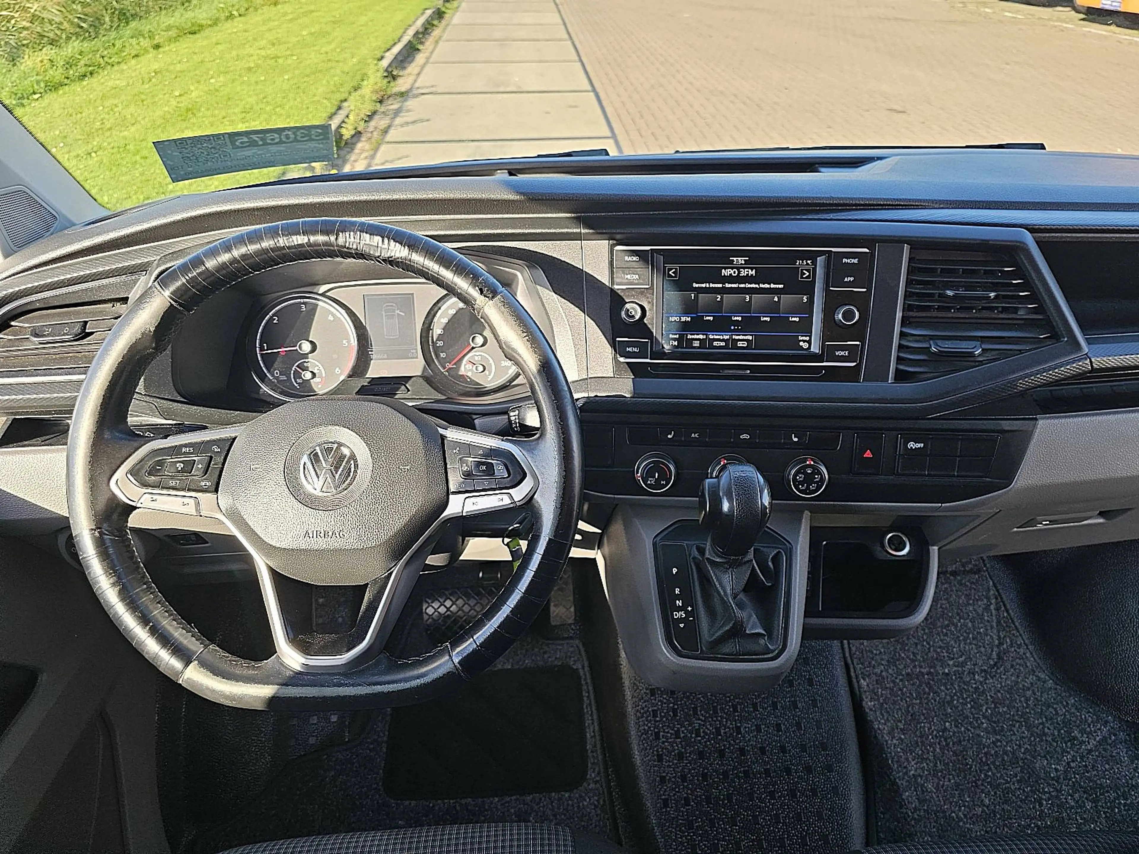 Volkswagen Transporter 2.0 TDI L2 DSG Dub.schuif — photo 8