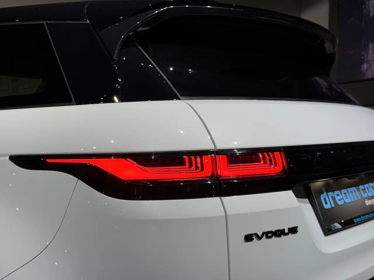 Land Rover Range Rover Evoque 2.0 D165 Mild-Hybrid / DYNAMIK / Top Austattung Bild 12