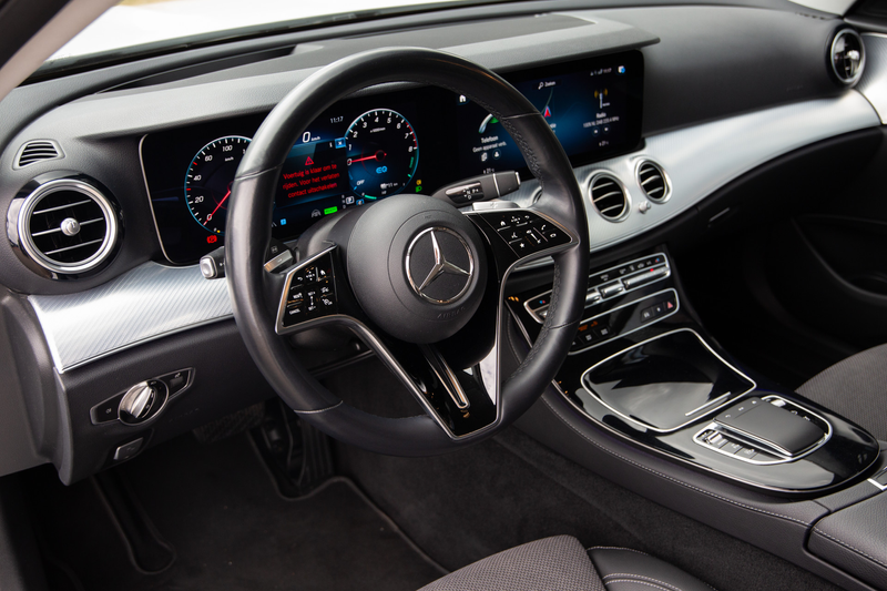 Mercedes-Benz E 300 Estate e AMG Line , Adap. Cruise, HUD, Sfeerverlic — photo 4