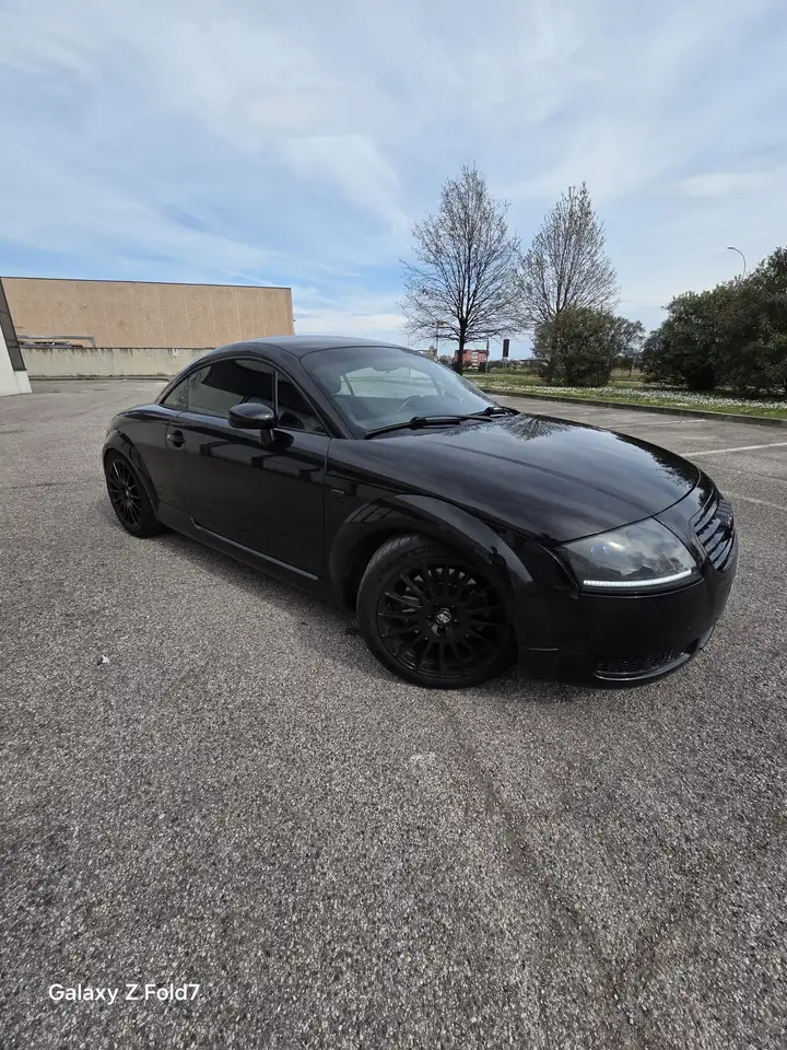 Audi TT 1.8t, foto 2