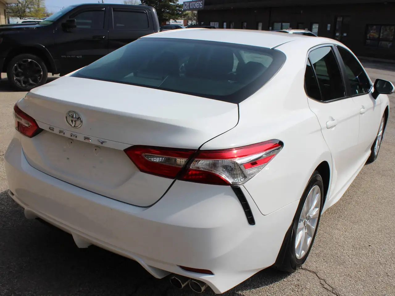 Toyota Camry снимка Toyota Camry