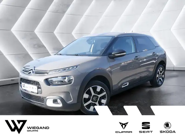 Citroen C4 Cactus 1.2 Shine SHZ NAVI ACC FACEL. PANO