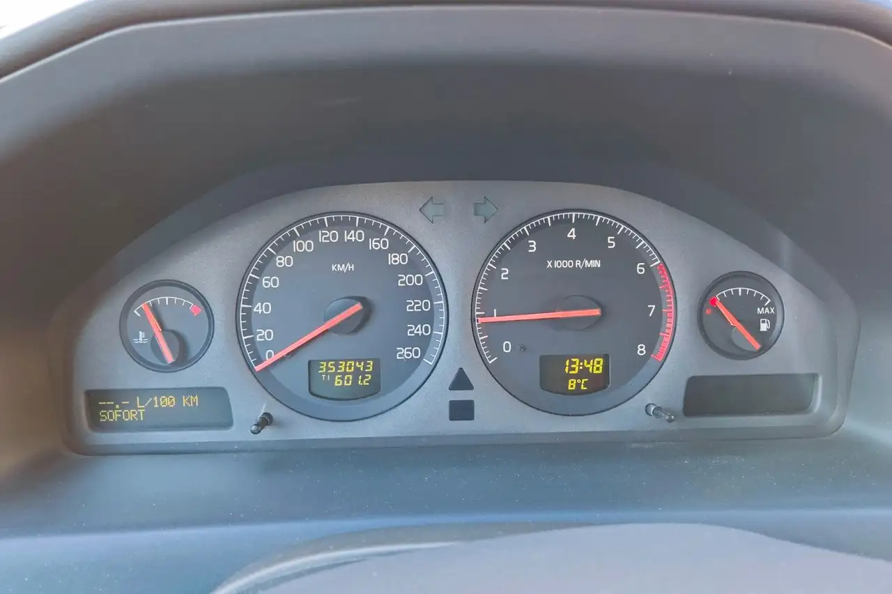 Volvo S60 2.3 T5 1-Hand Tüv bis 06-2026, foto 8