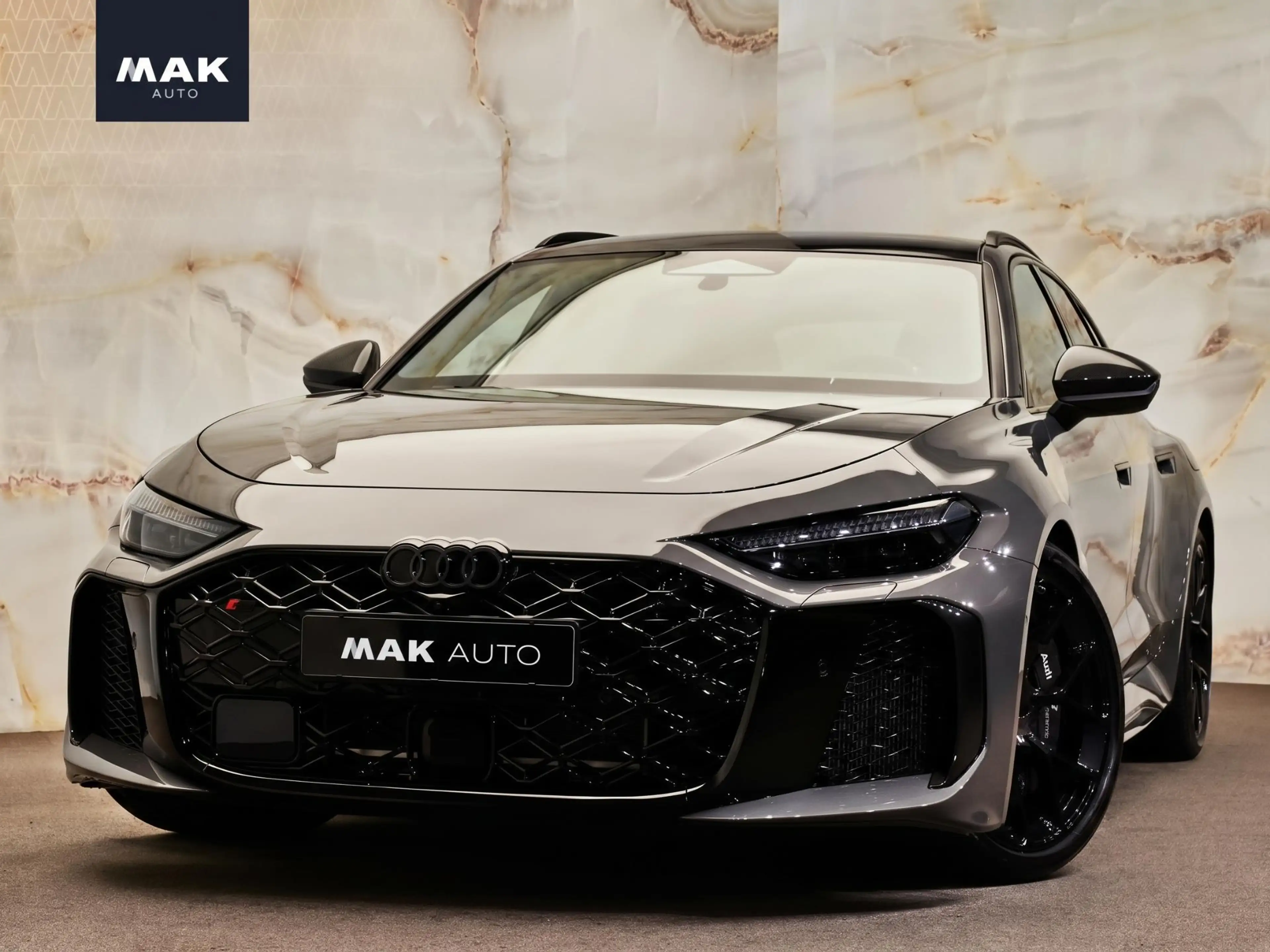 Audi RS5 Avant E-Hybrid Quattro , carbon dakspoiler, carbon