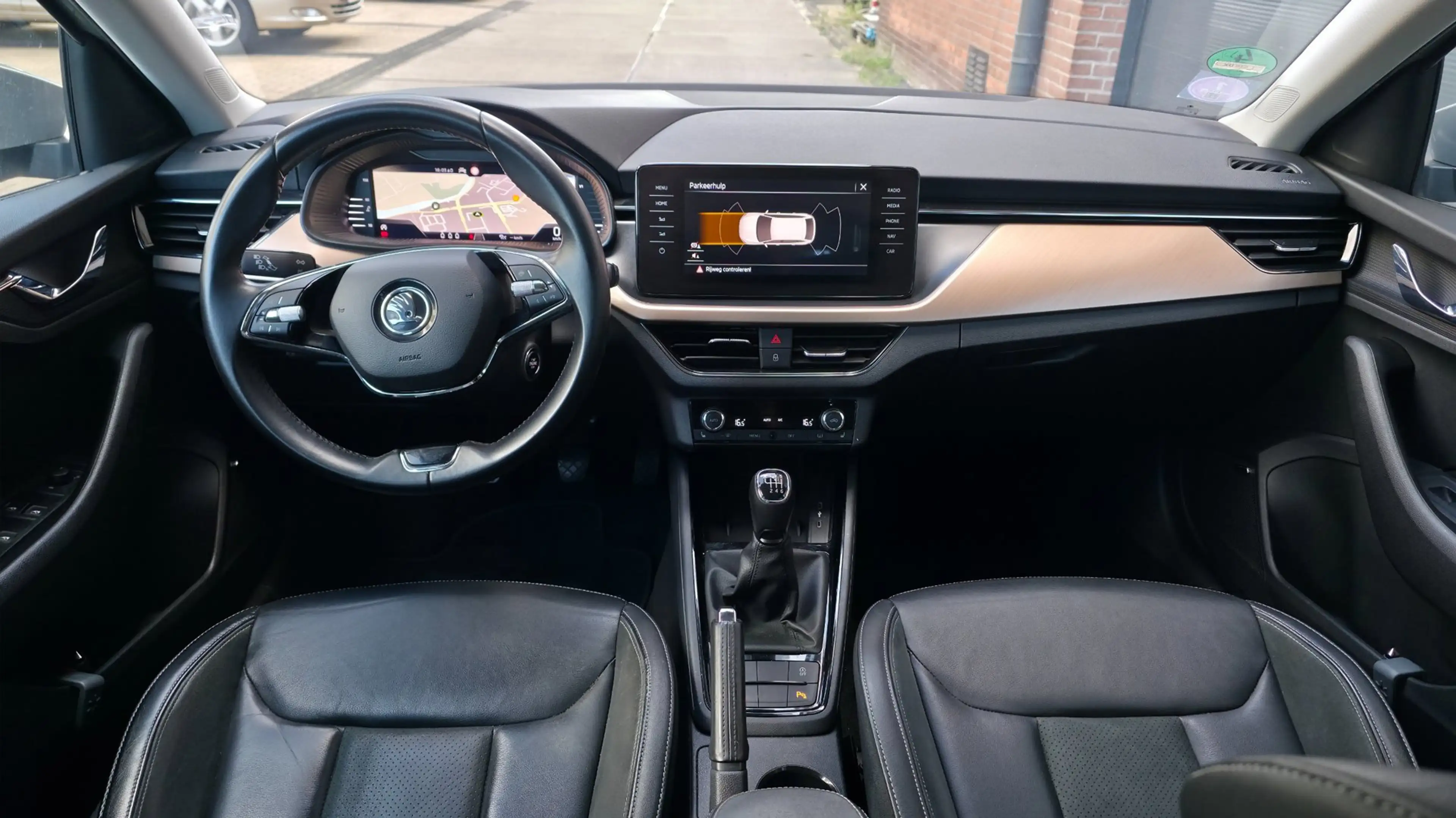 Skoda Scala 1.0 TSI Business Edition — photo 11