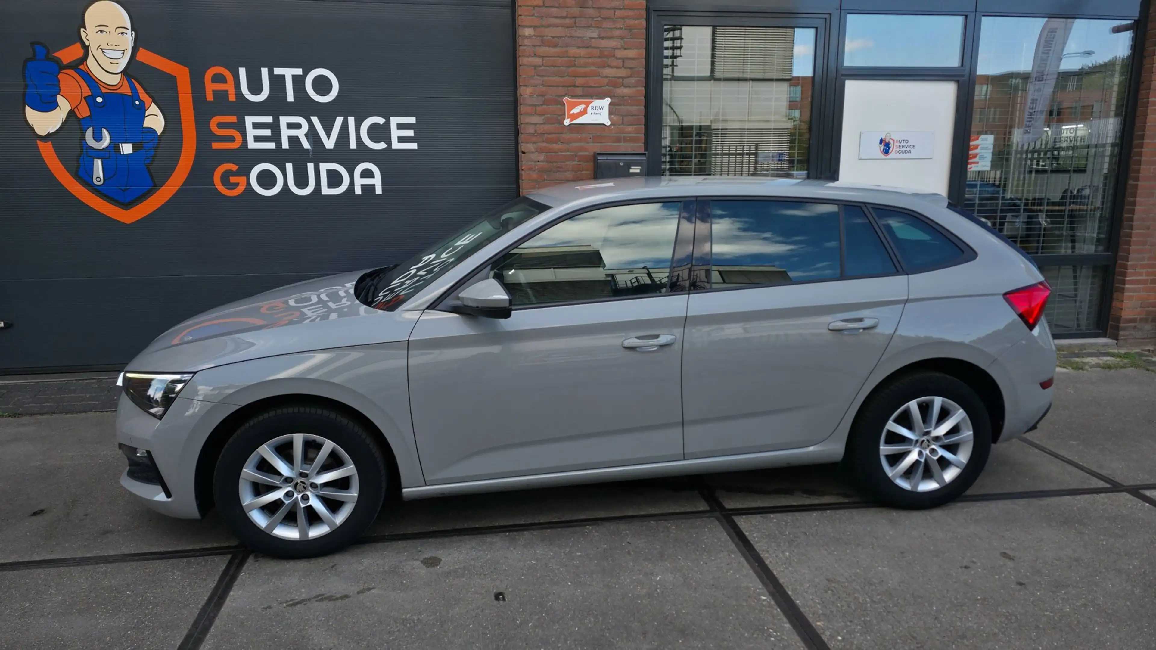 Skoda Scala 1.0 TSI Business Edition — photo 9