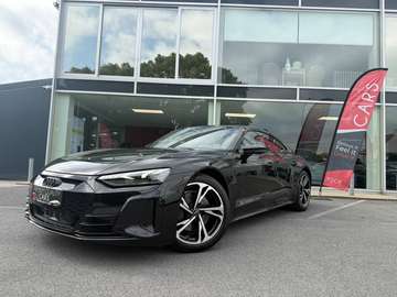 QUATTRO / PANO / CARPLAY / CAMERA / ADAPTIVE CRUISE CONTROL