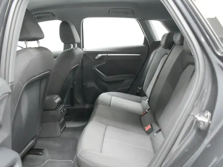 Audi A3 2023, foto 26