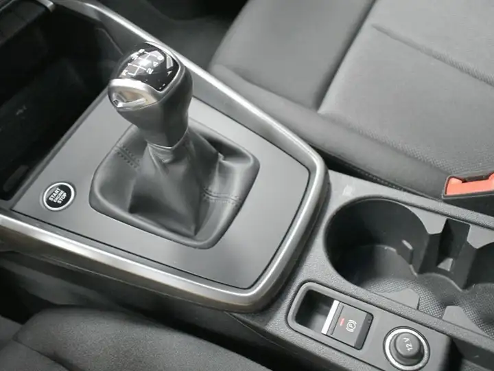 Audi A3 2023, foto 17