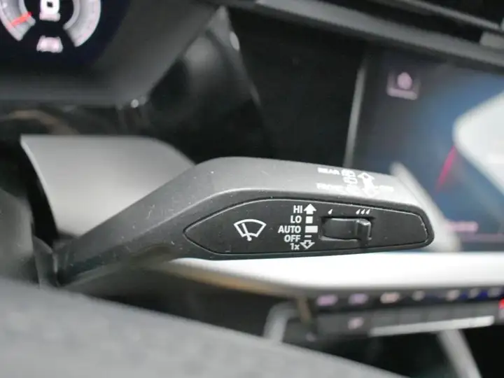 Audi A3 2023, foto 12